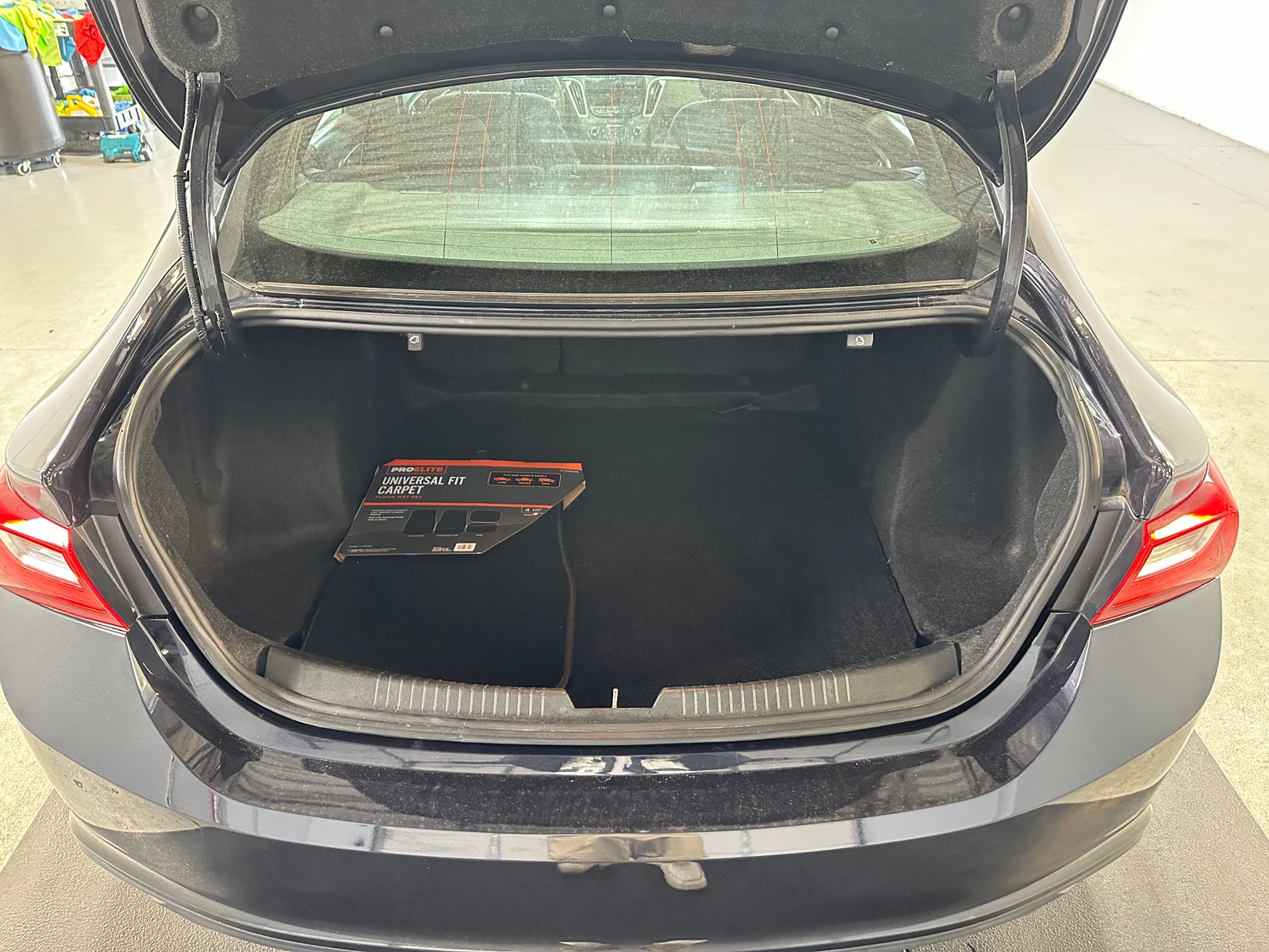 Thumbnail: 2023 Chevrolet Malibu - 7