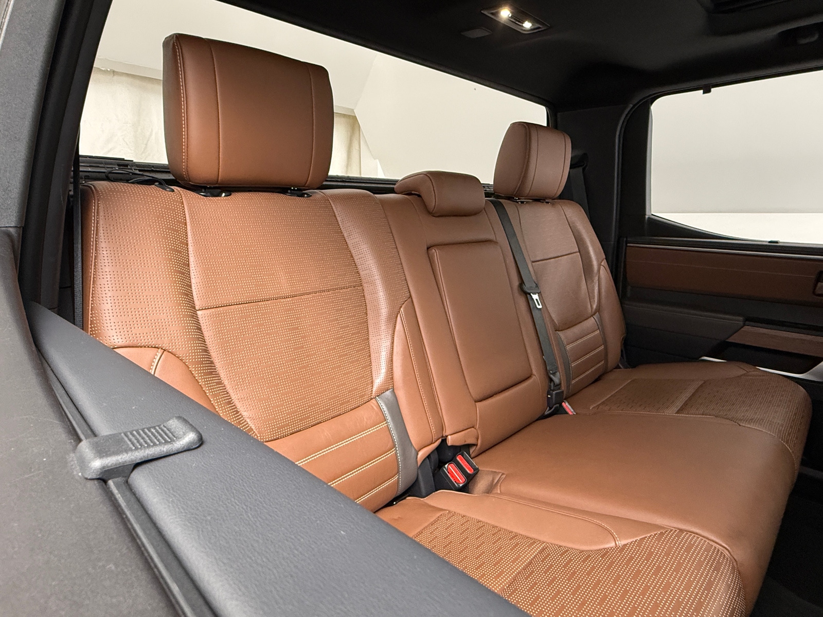 Thumbnail: 2022 Toyota Tundra - 5