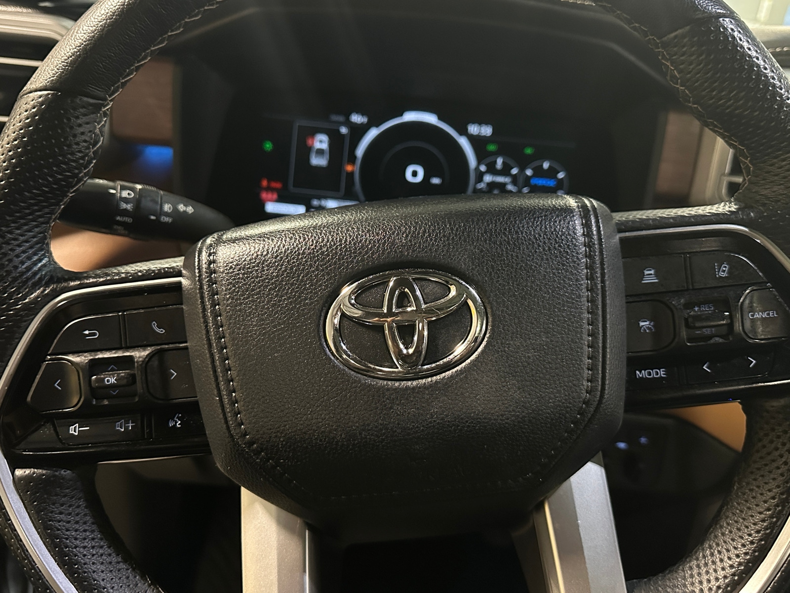 Thumbnail: 2022 Toyota Tundra - 4