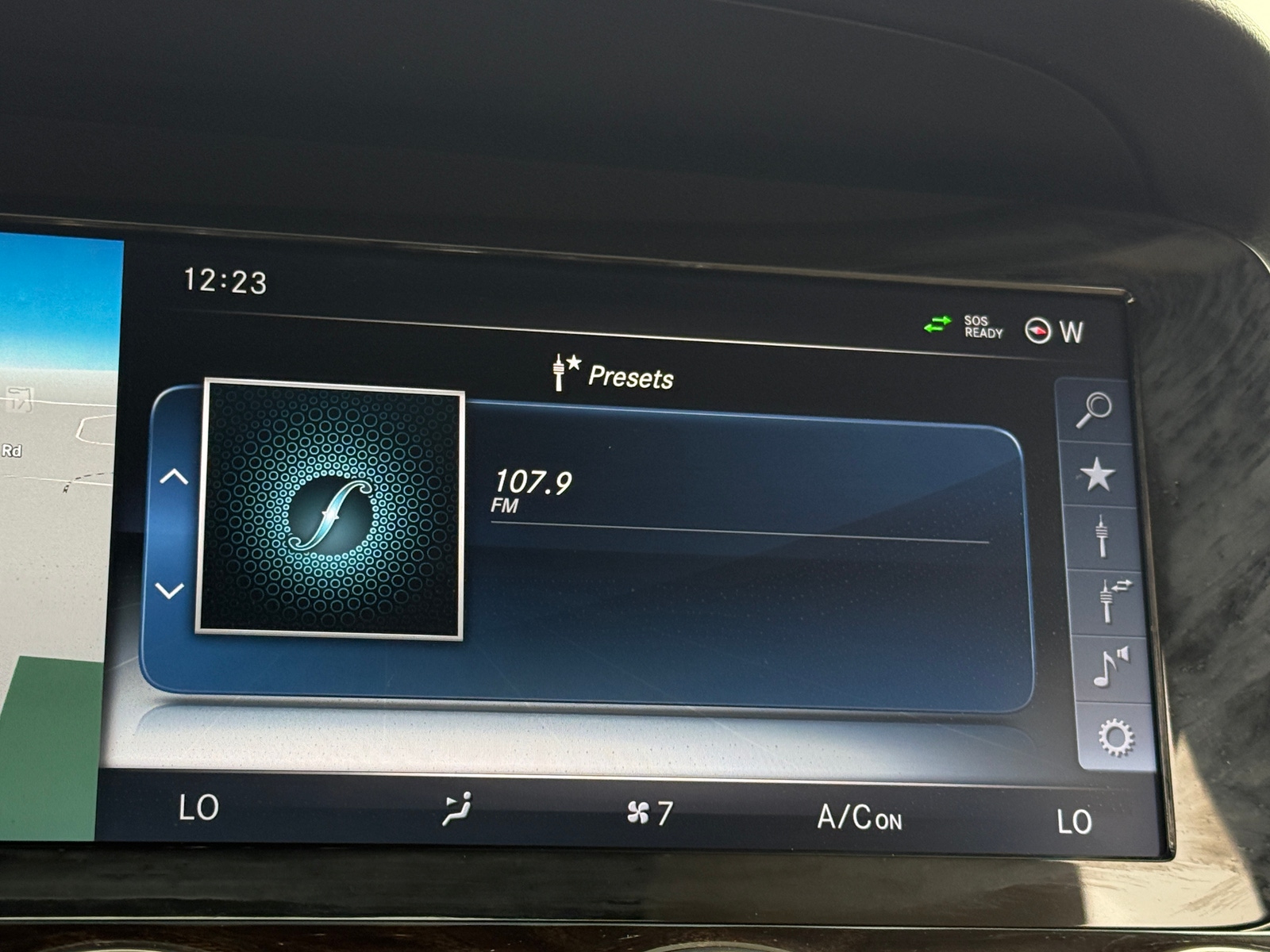 Thumbnail: 2017 Mercedes-Benz E-Class - 3