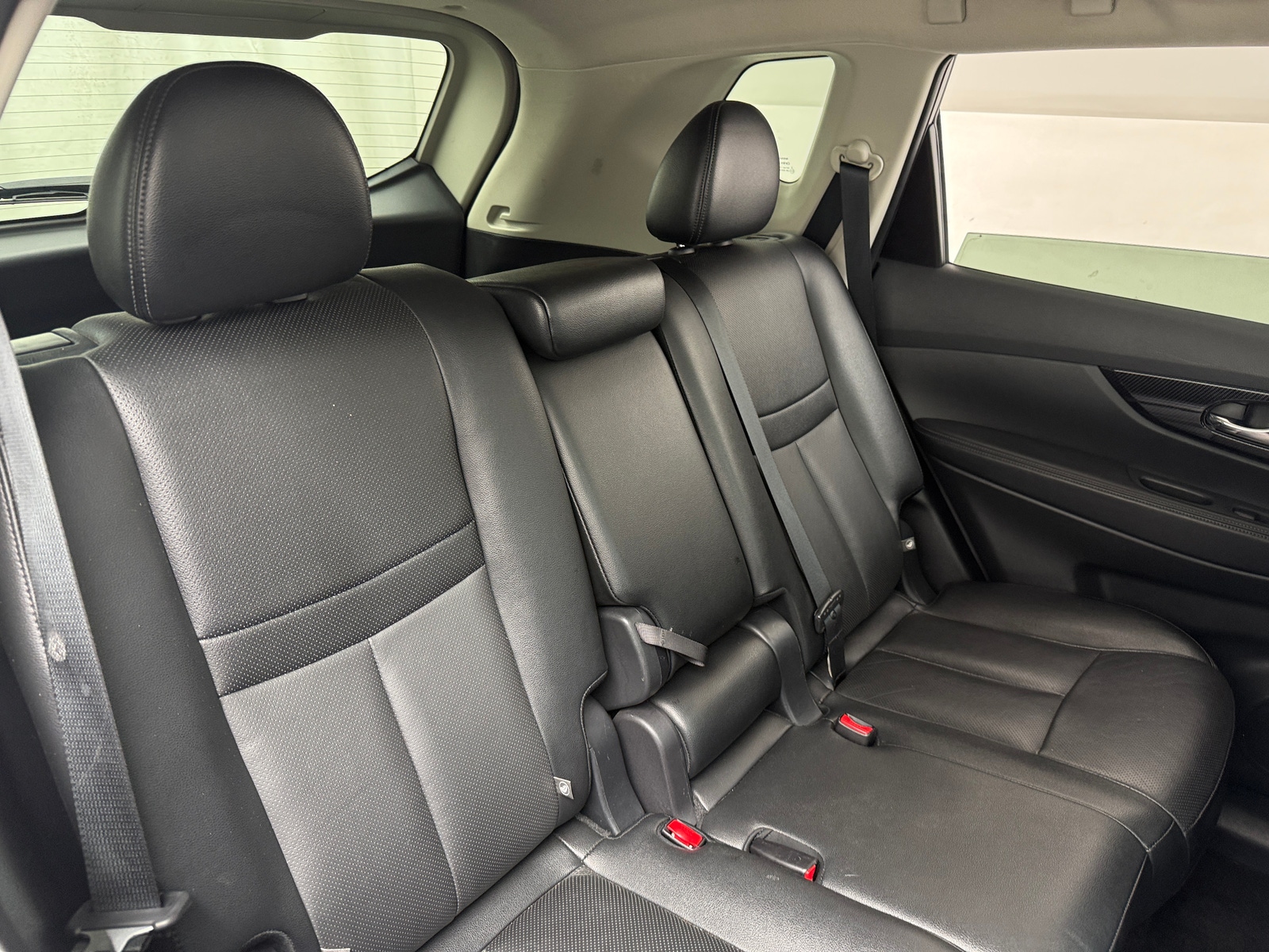 Thumbnail: 2017 Nissan Rogue - 5