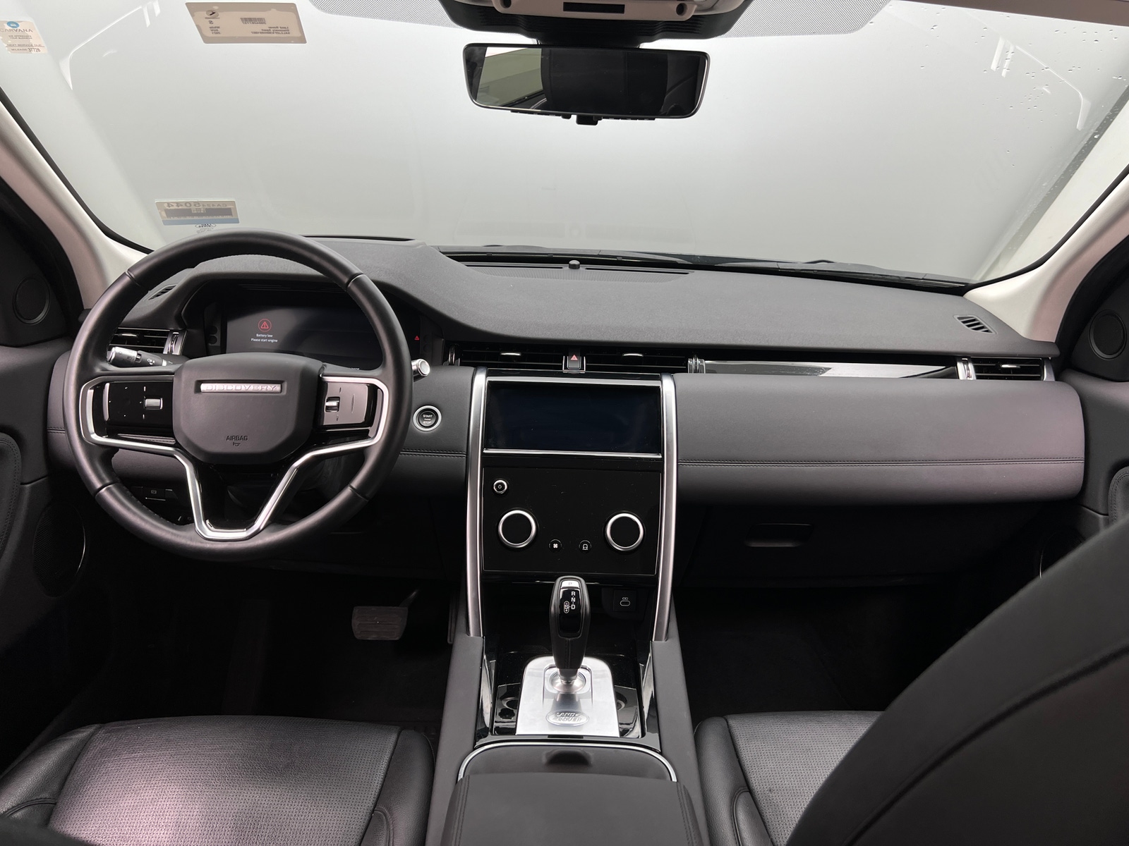 Thumbnail: 2021 Land Rover Discovery Sport - 3