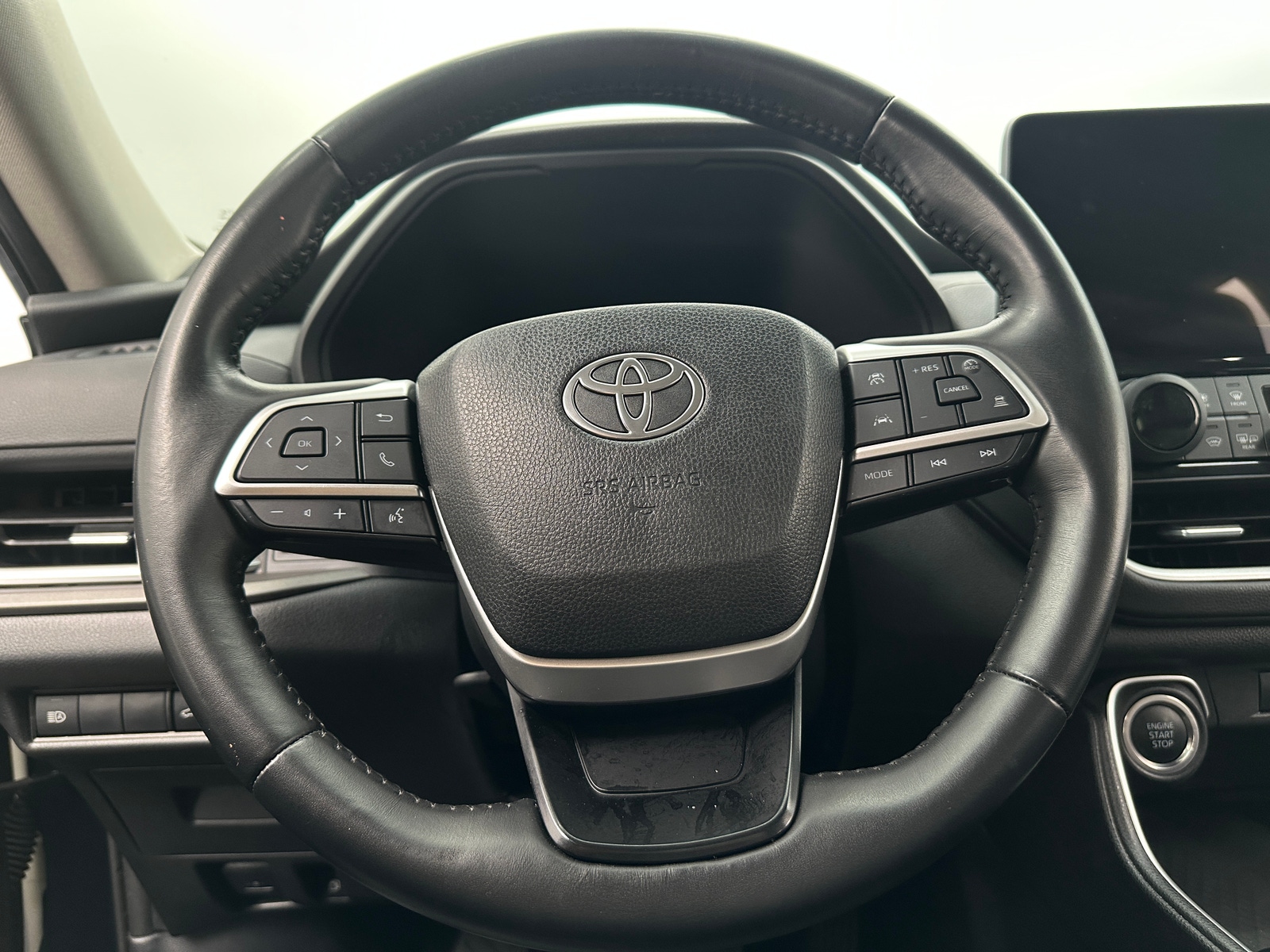 Thumbnail: 2024 Toyota Grand Highlander - 4