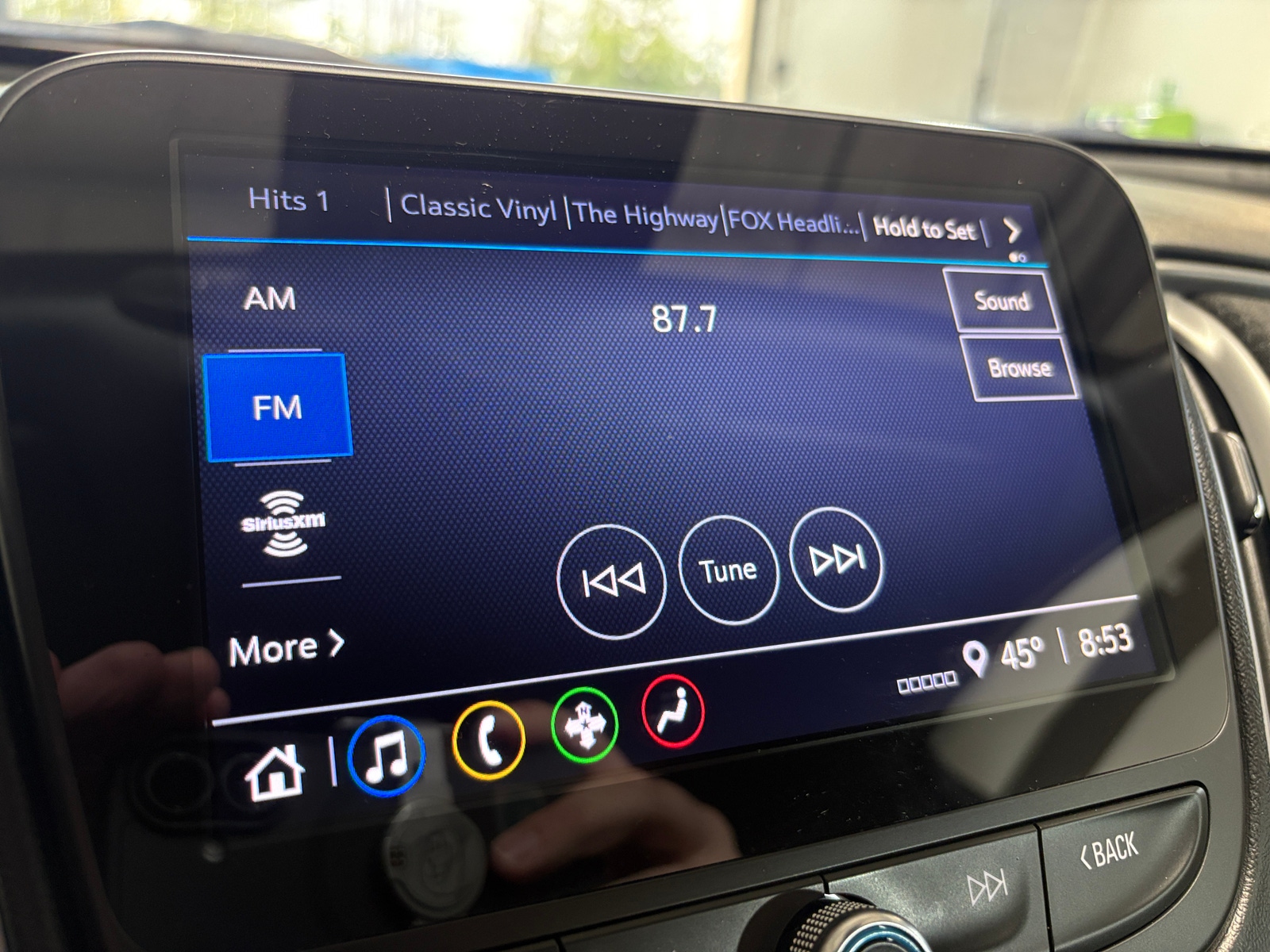 Thumbnail: 2024 Chevrolet Malibu - 4