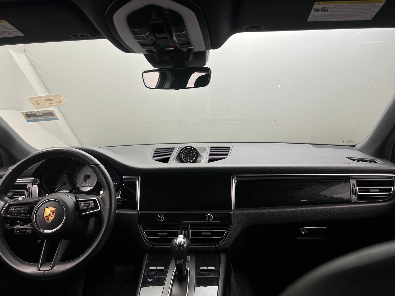 Thumbnail: 2023 Porsche Macan - 2