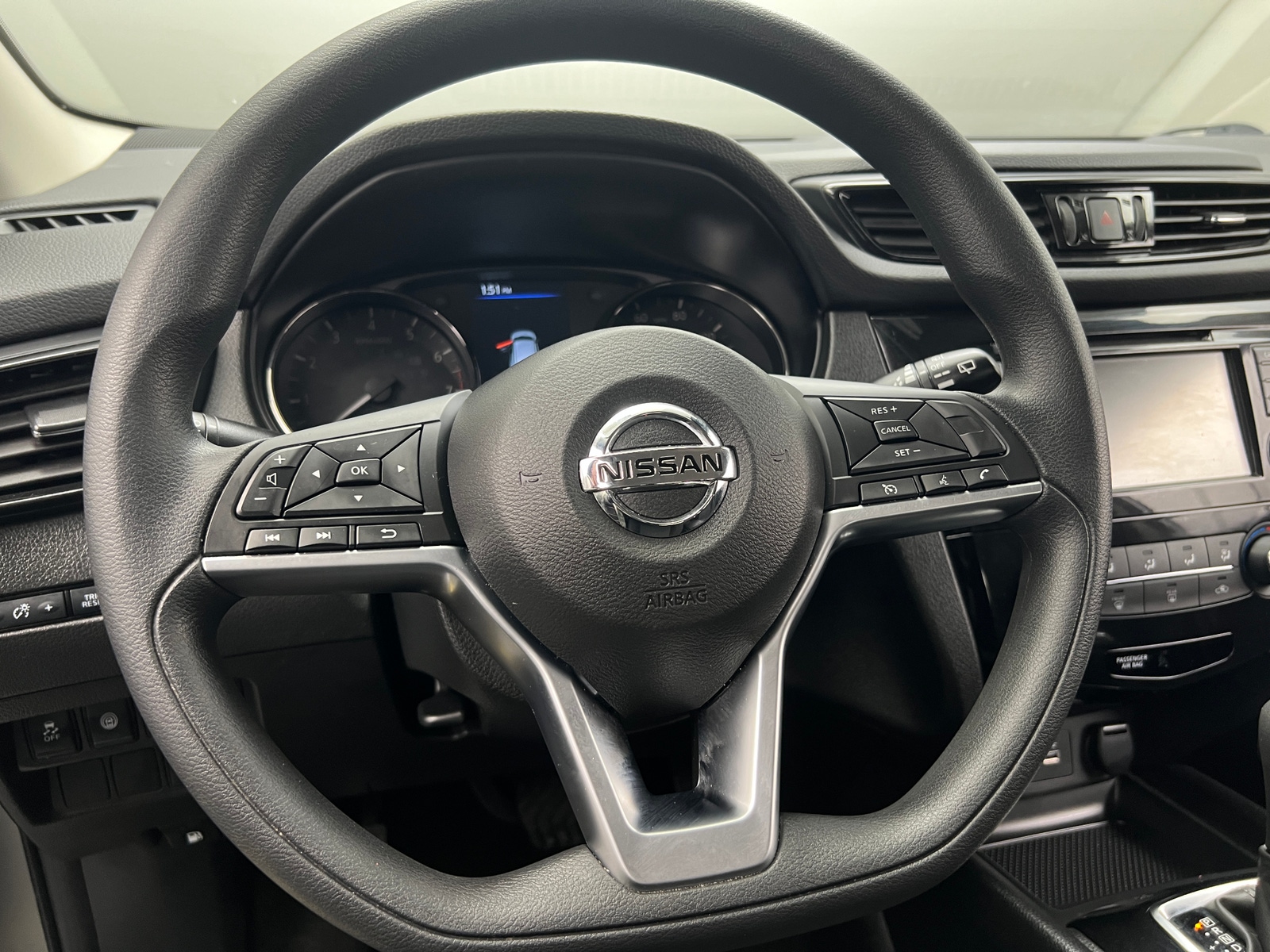 Thumbnail: 2021 Nissan Rogue Sport - 5