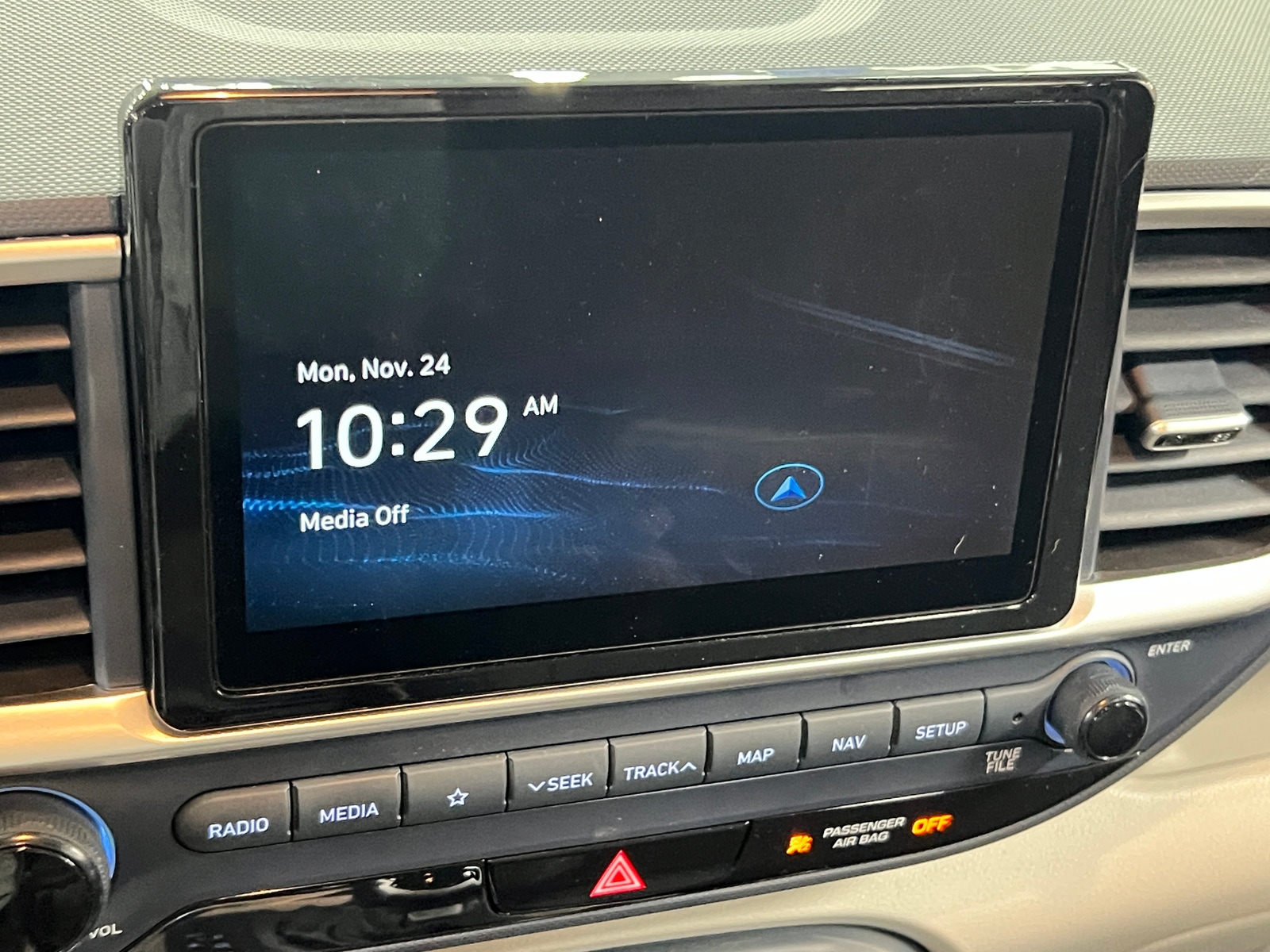 Thumbnail: 2022 Hyundai Venue - 3