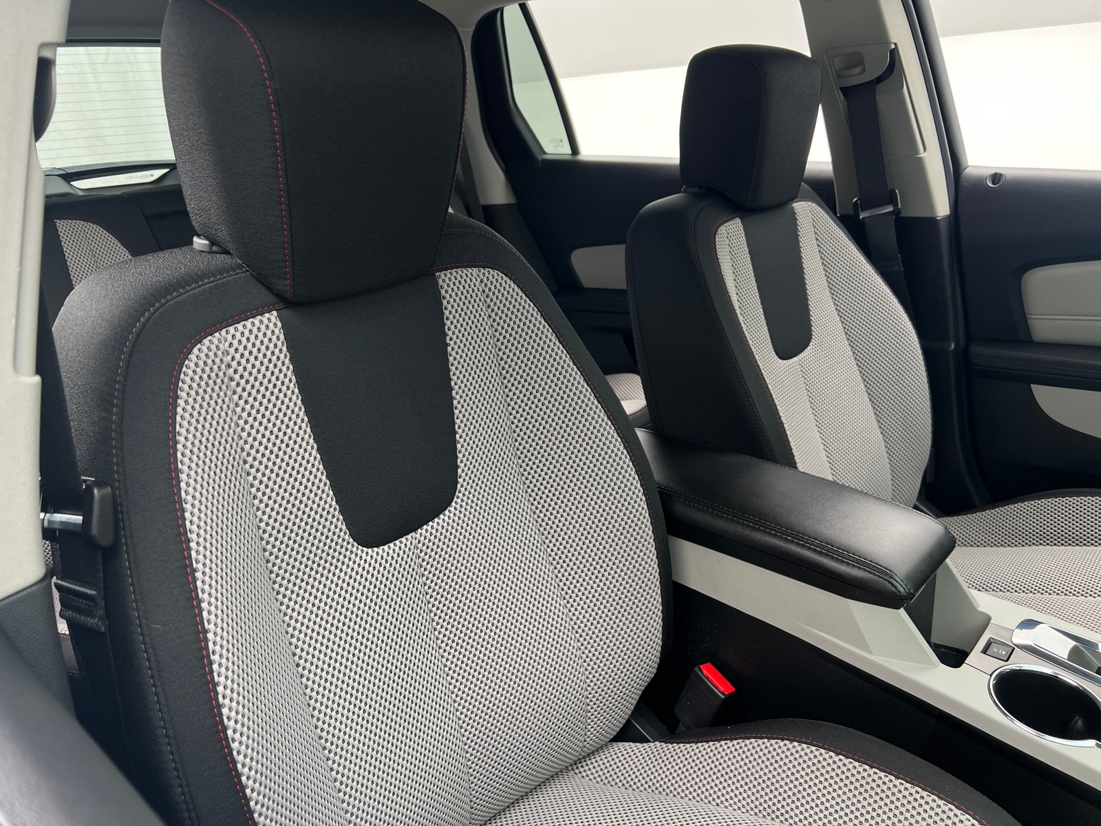 Thumbnail: 2017 GMC Terrain - 2