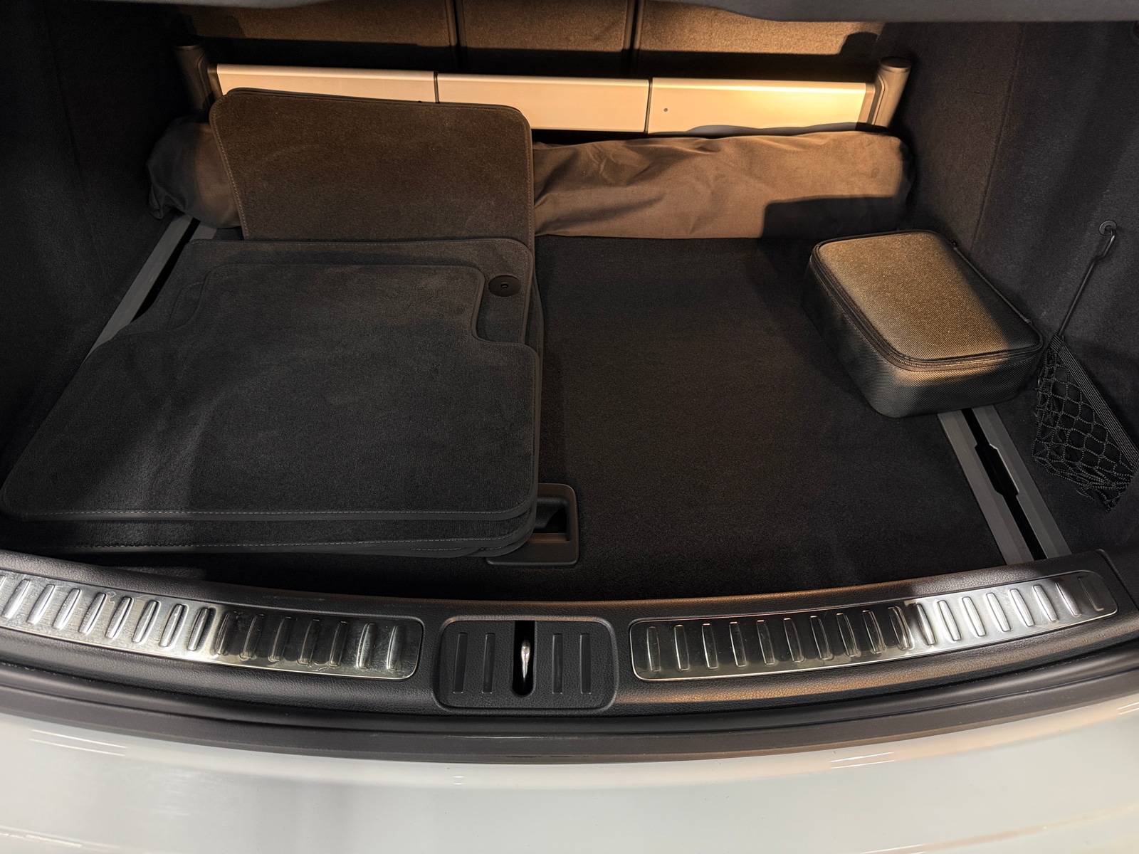 Thumbnail: 2022 Porsche Macan - 6