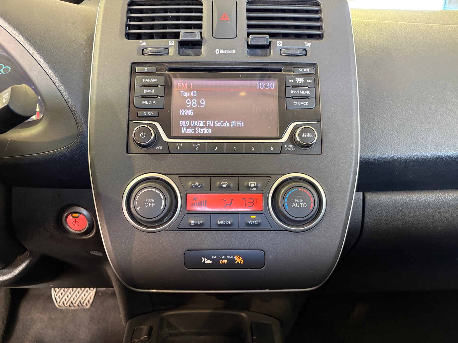 Thumbnail: 2017 Nissan Leaf - 4