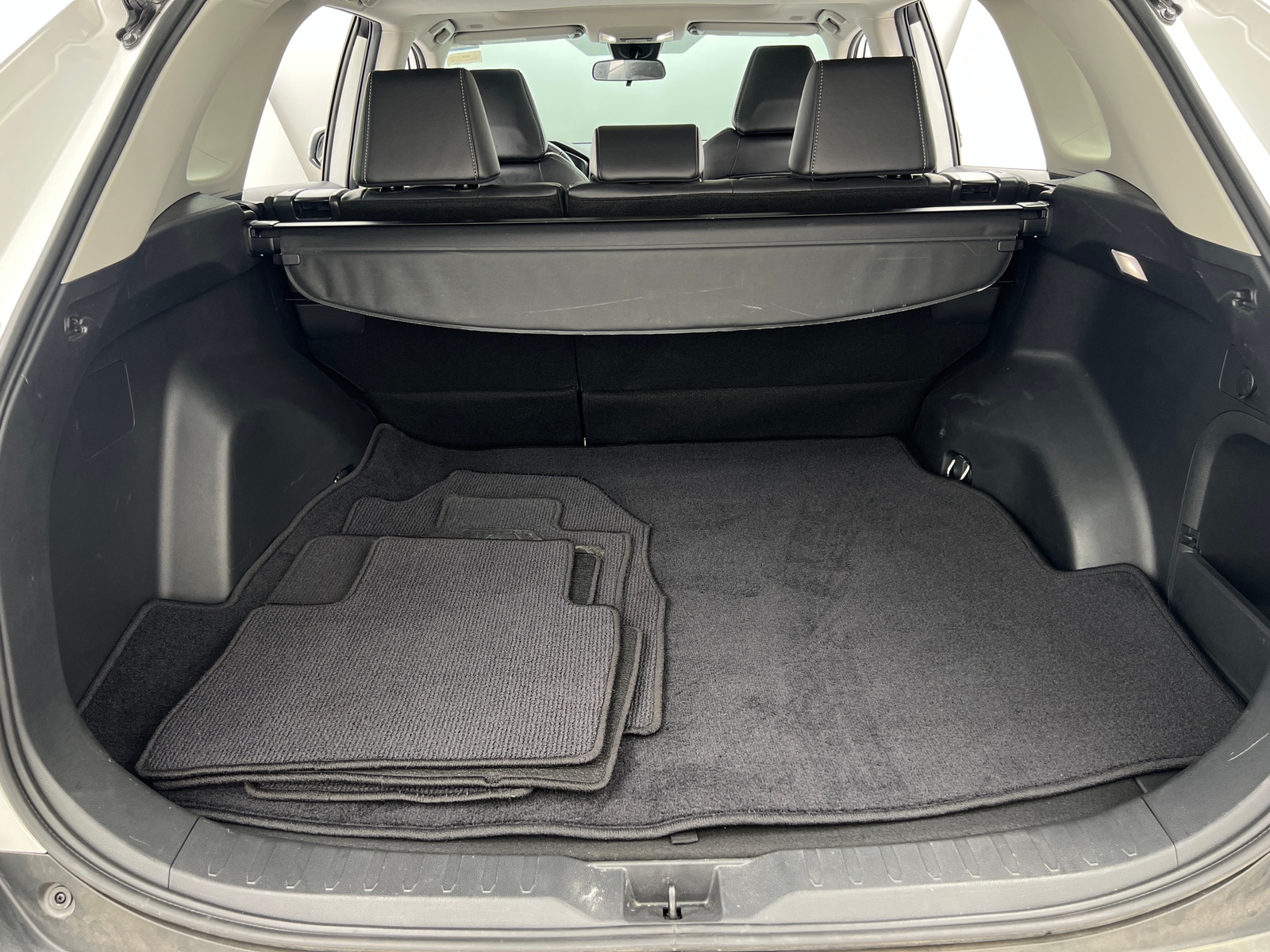 Thumbnail: 2024 Toyota RAV4 - 6