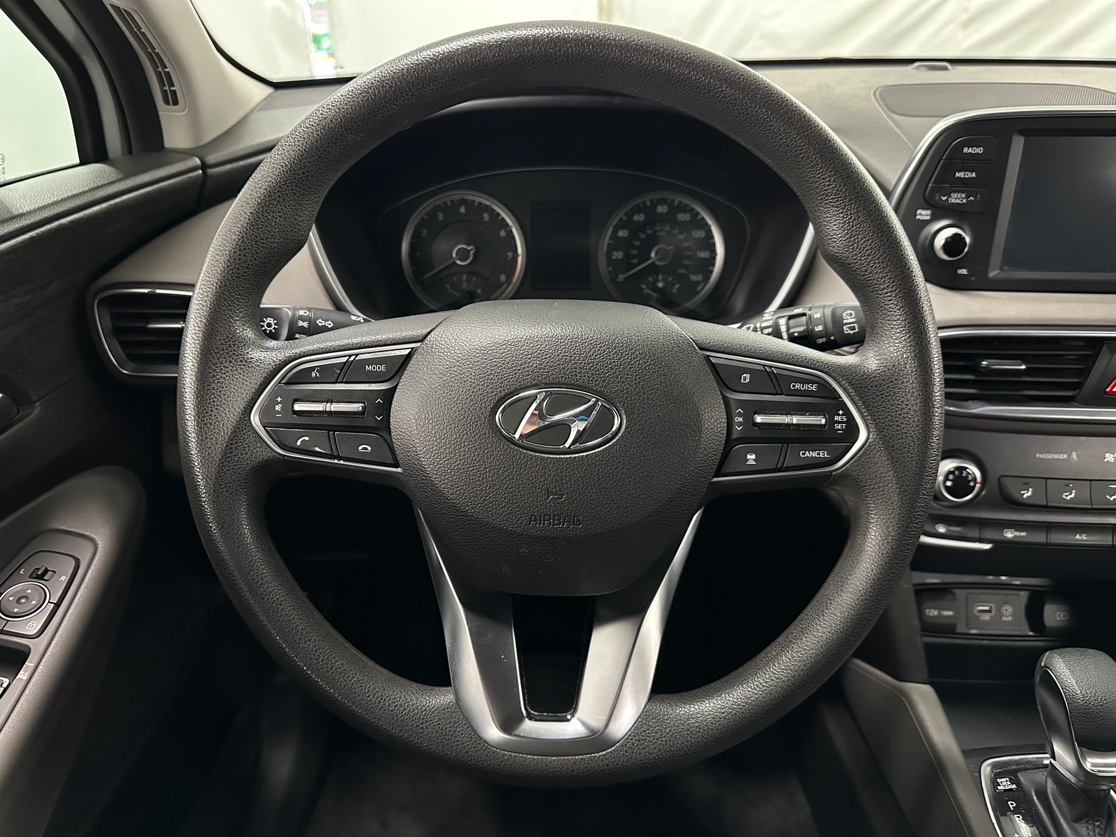 Thumbnail: 2019 Hyundai Santa Fe - 5