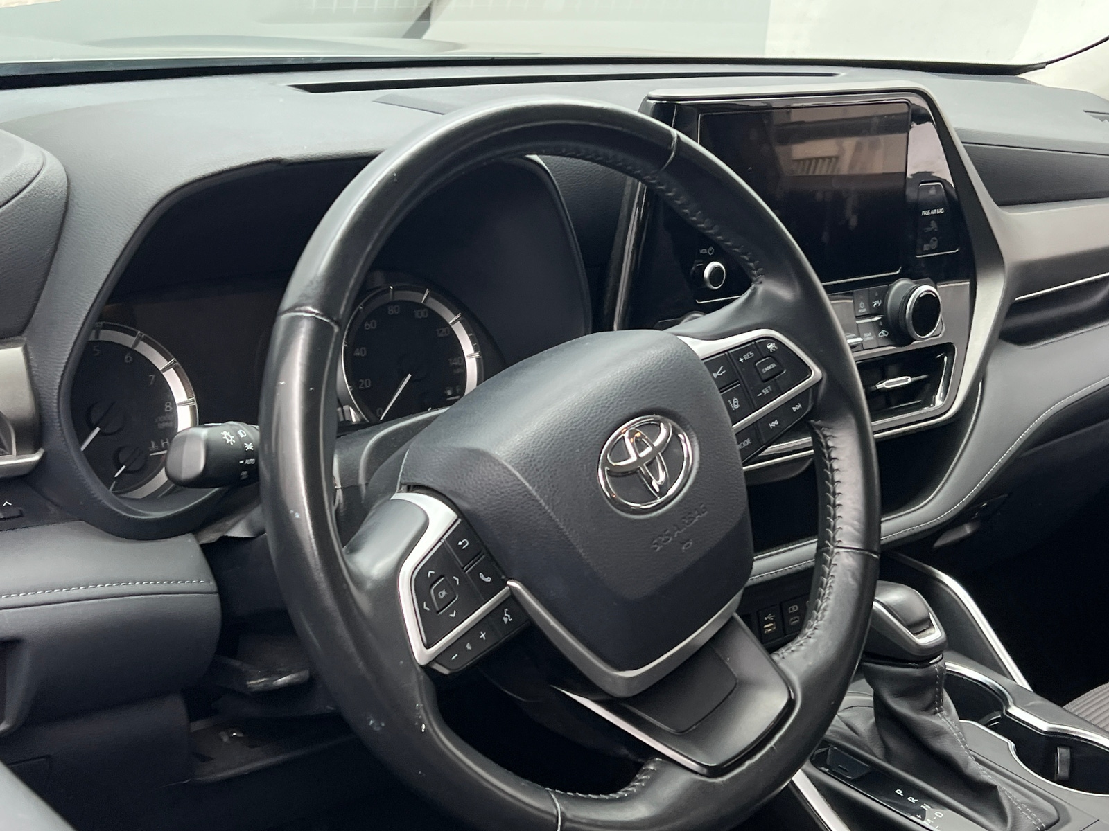 Thumbnail: 2024 Toyota Highlander - 5