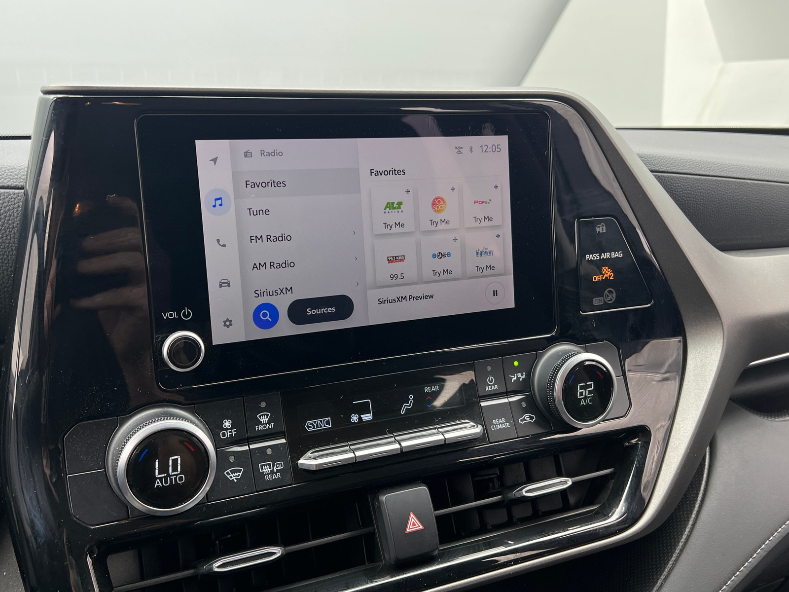 Thumbnail: 2024 Toyota Highlander - 4