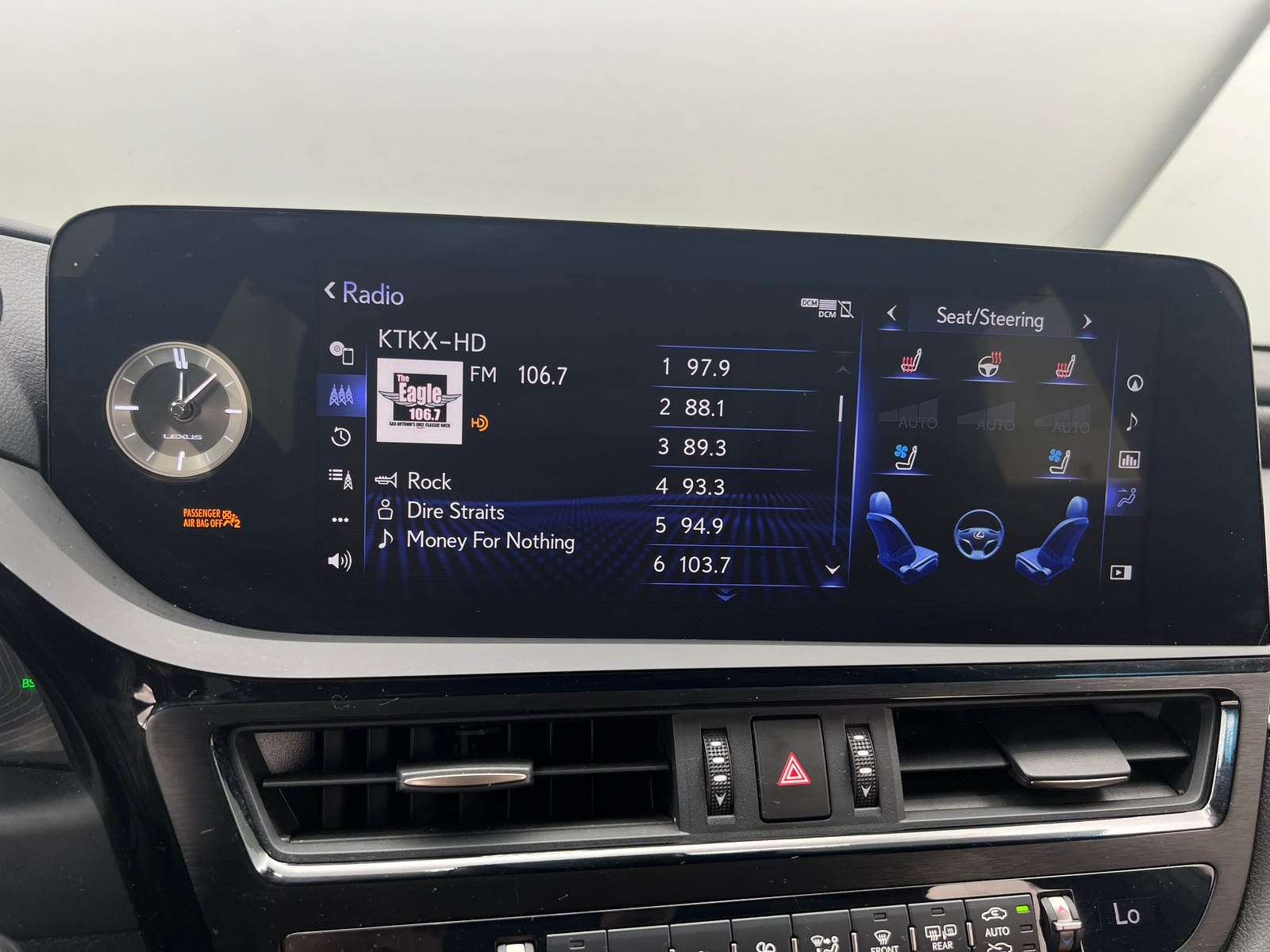 Thumbnail: 2022 Lexus ES - 3