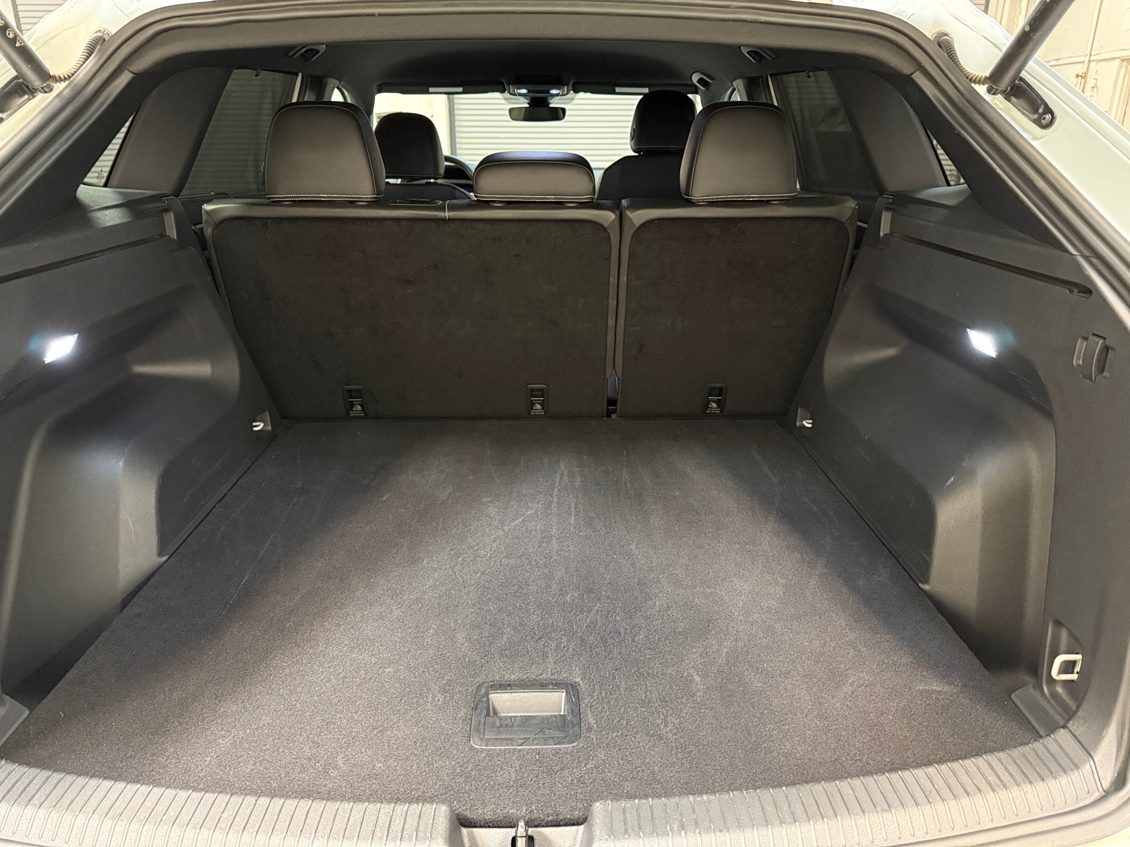 Thumbnail: 2025 Volkswagen Atlas - 6