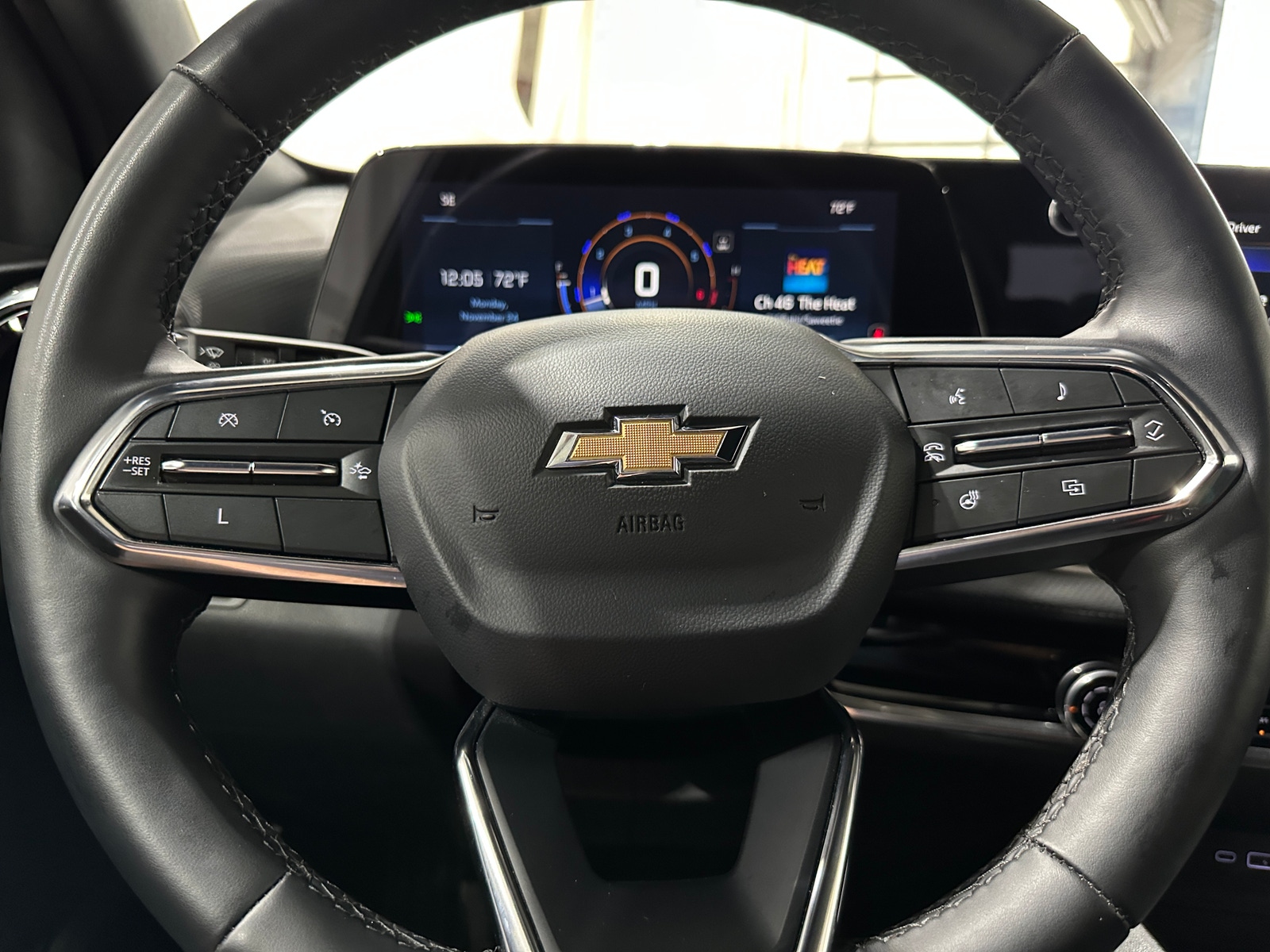 Thumbnail: 2025 Chevrolet Equinox - 5