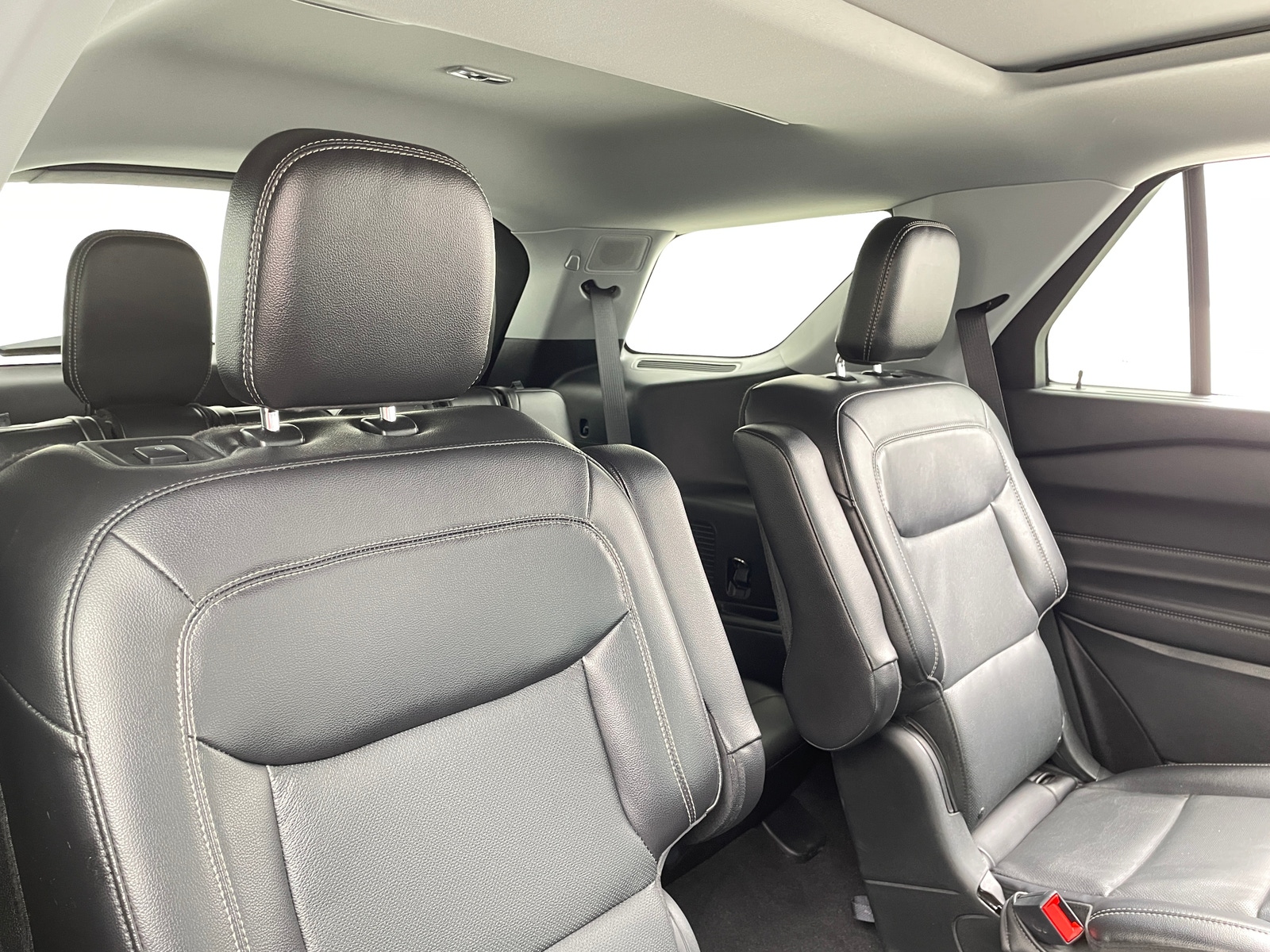 Thumbnail: 2021 Ford Explorer - 5