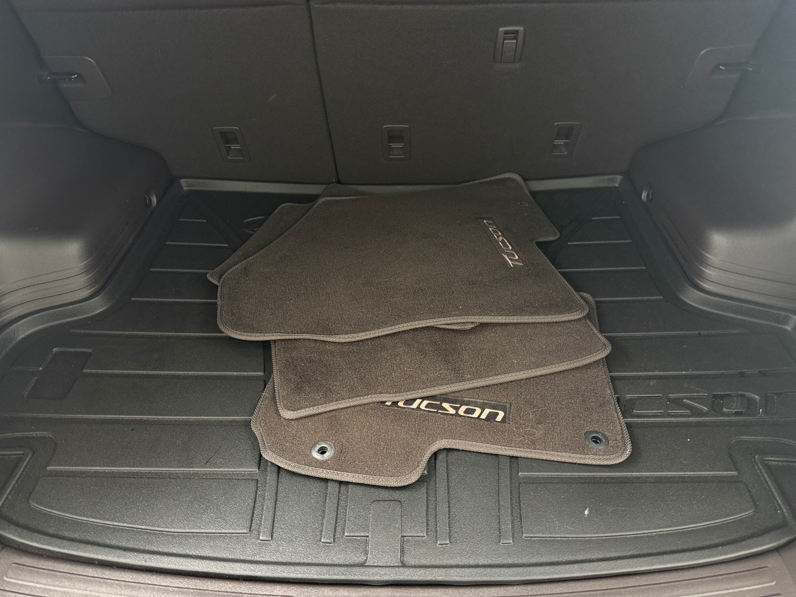 Thumbnail: 2013 Hyundai Tucson - 7