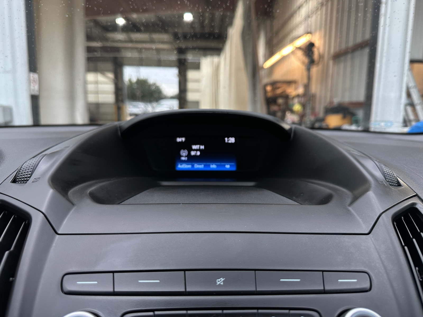 Thumbnail: 2019 Ford Escape - 4