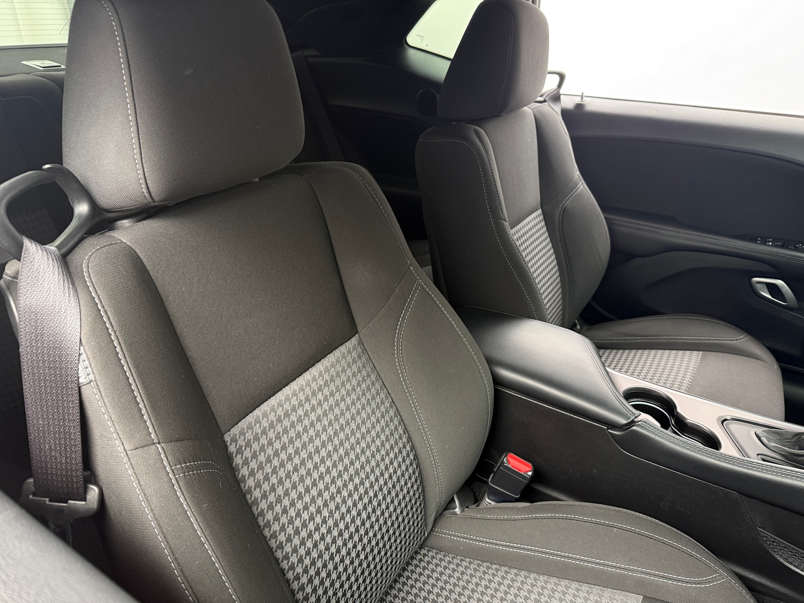 Thumbnail: 2022 Dodge Challenger - 2