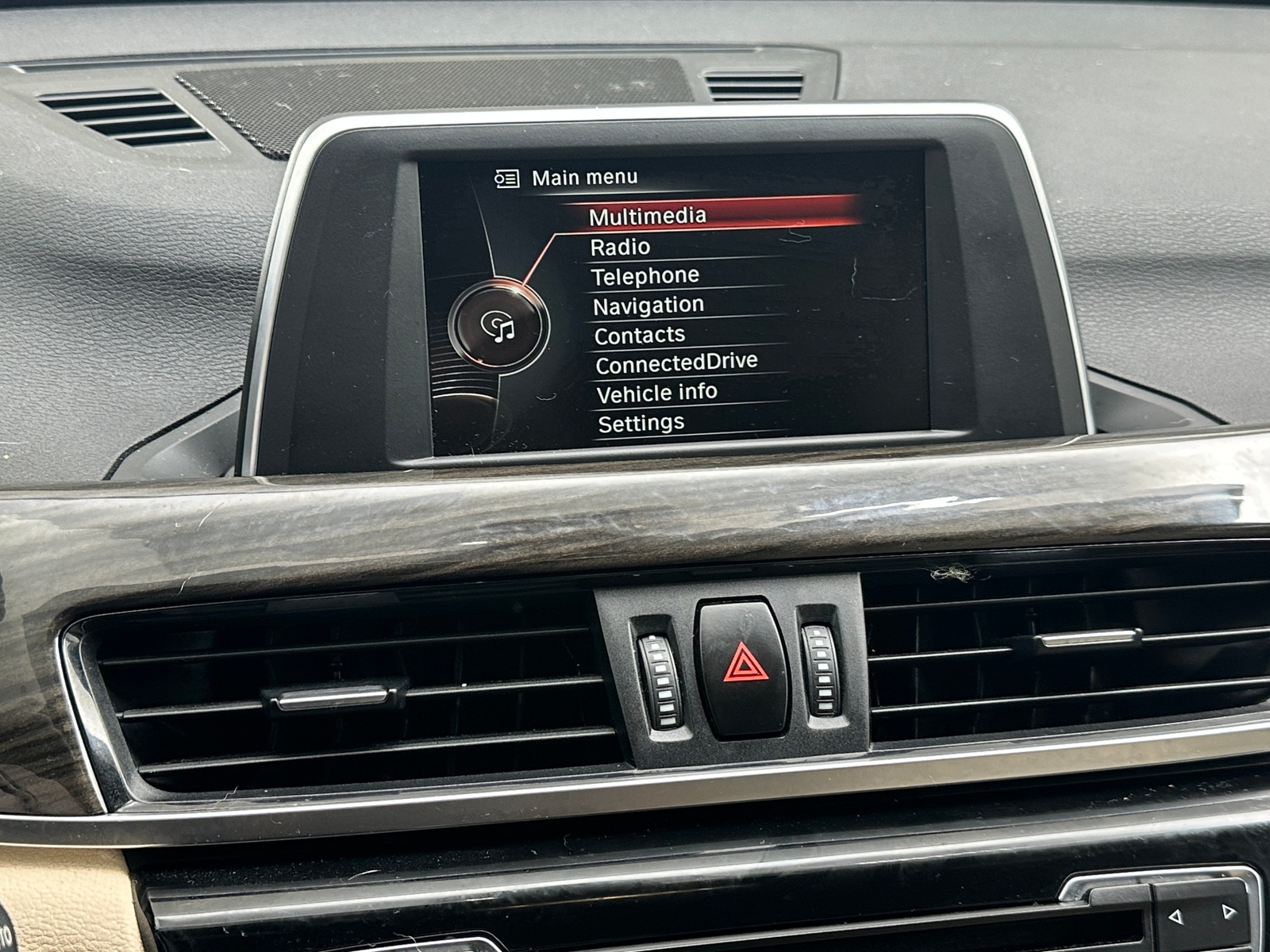 Thumbnail: 2016 BMW X1 - 3