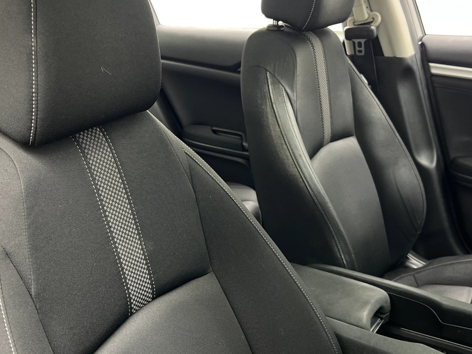 Thumbnail: 2019 Honda Civic - 2