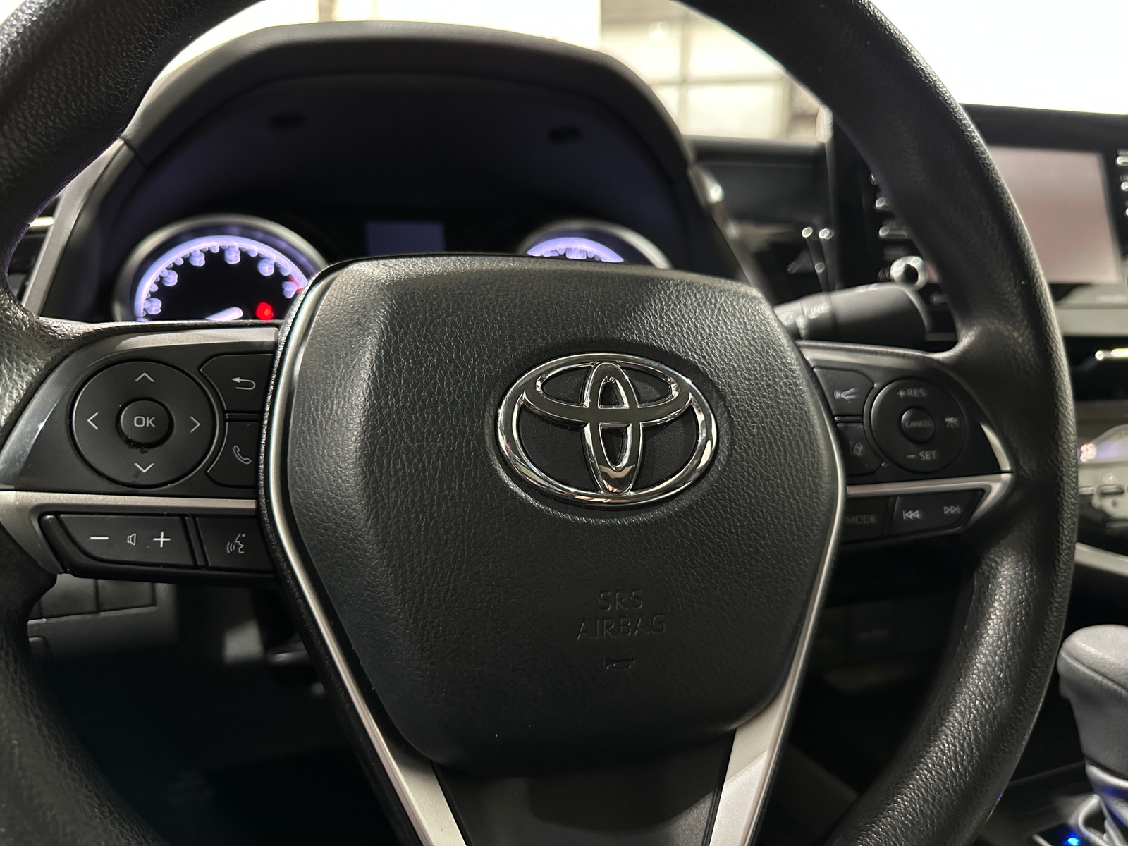 Thumbnail: 2023 Toyota Camry - 5