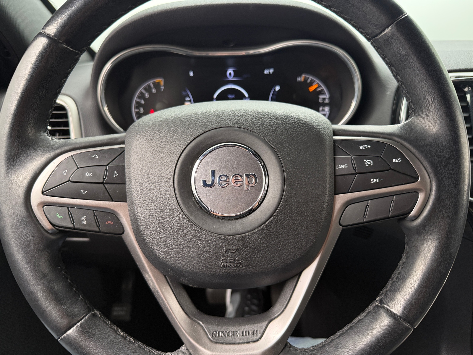 Thumbnail: 2019 Jeep Grand Cherokee - 4