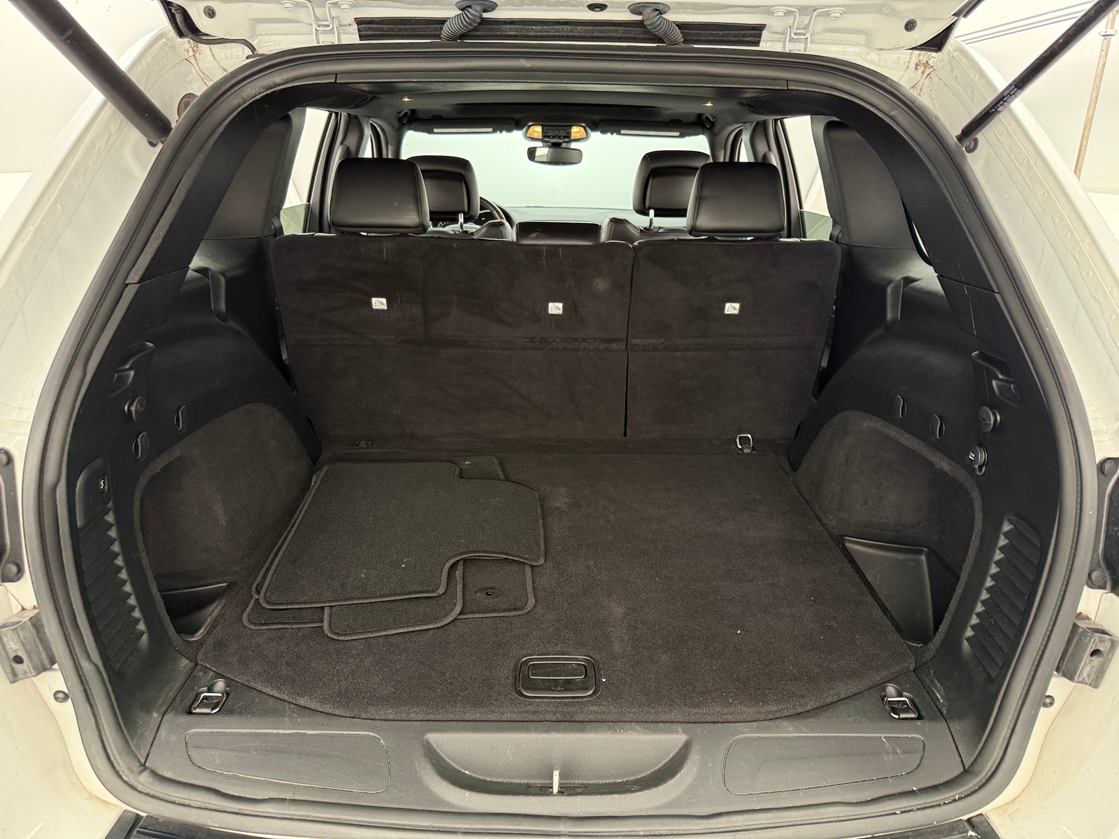 Thumbnail: 2019 Jeep Grand Cherokee - 6