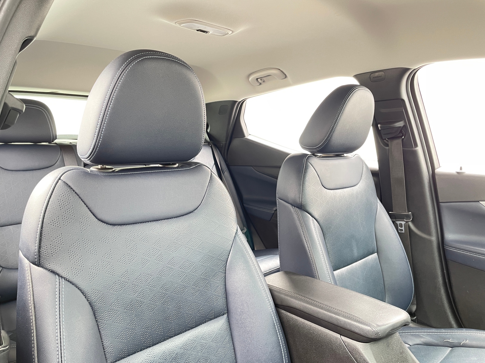 Thumbnail: 2023 Chevrolet Bolt EUV - 2