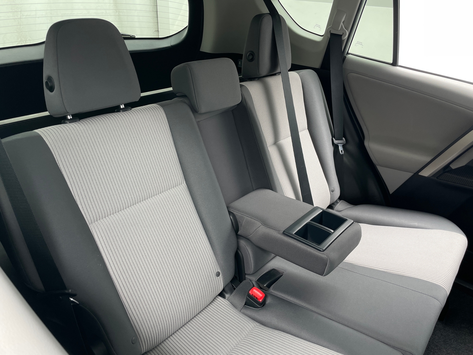 Thumbnail: 2013 Toyota RAV4 - 6