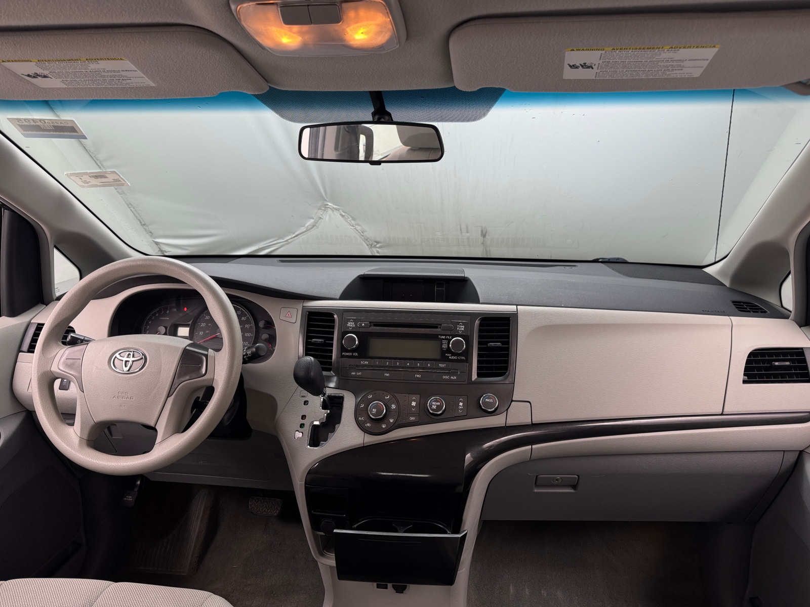 Thumbnail: 2013 Toyota Sienna - 3
