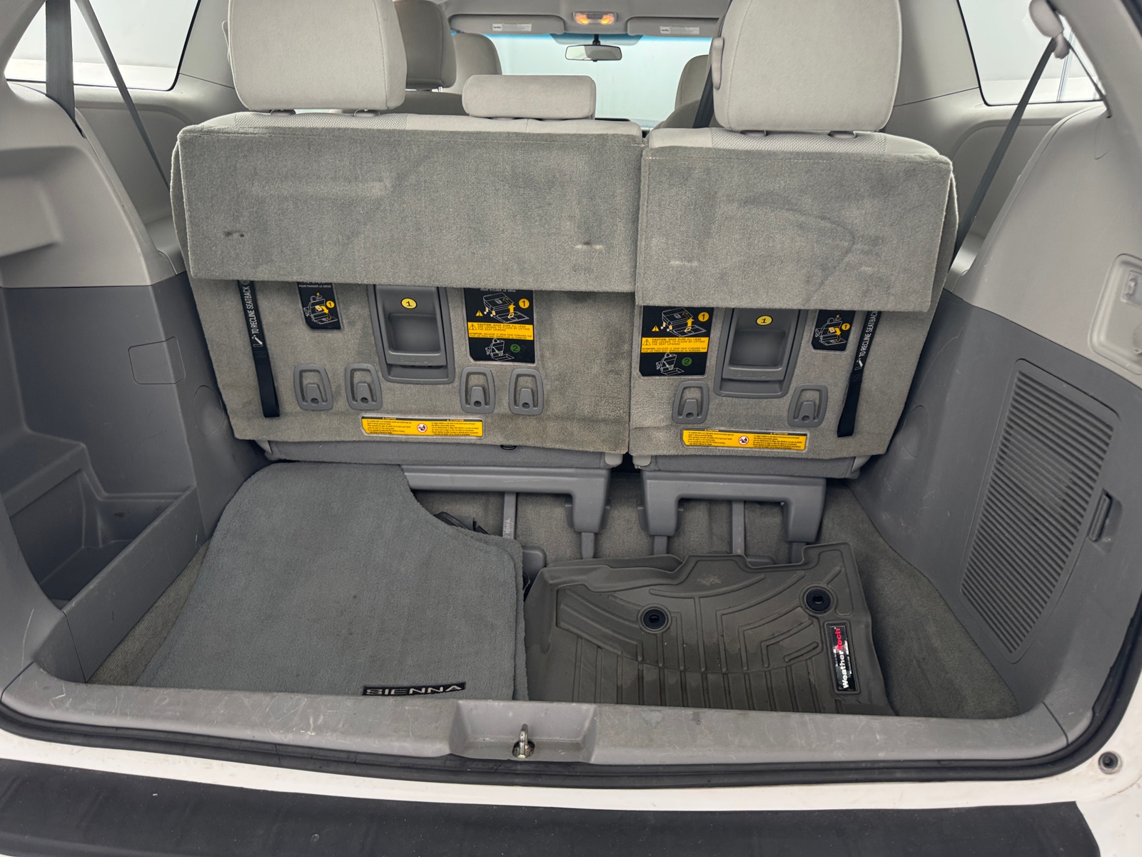 Thumbnail: 2013 Toyota Sienna - 7