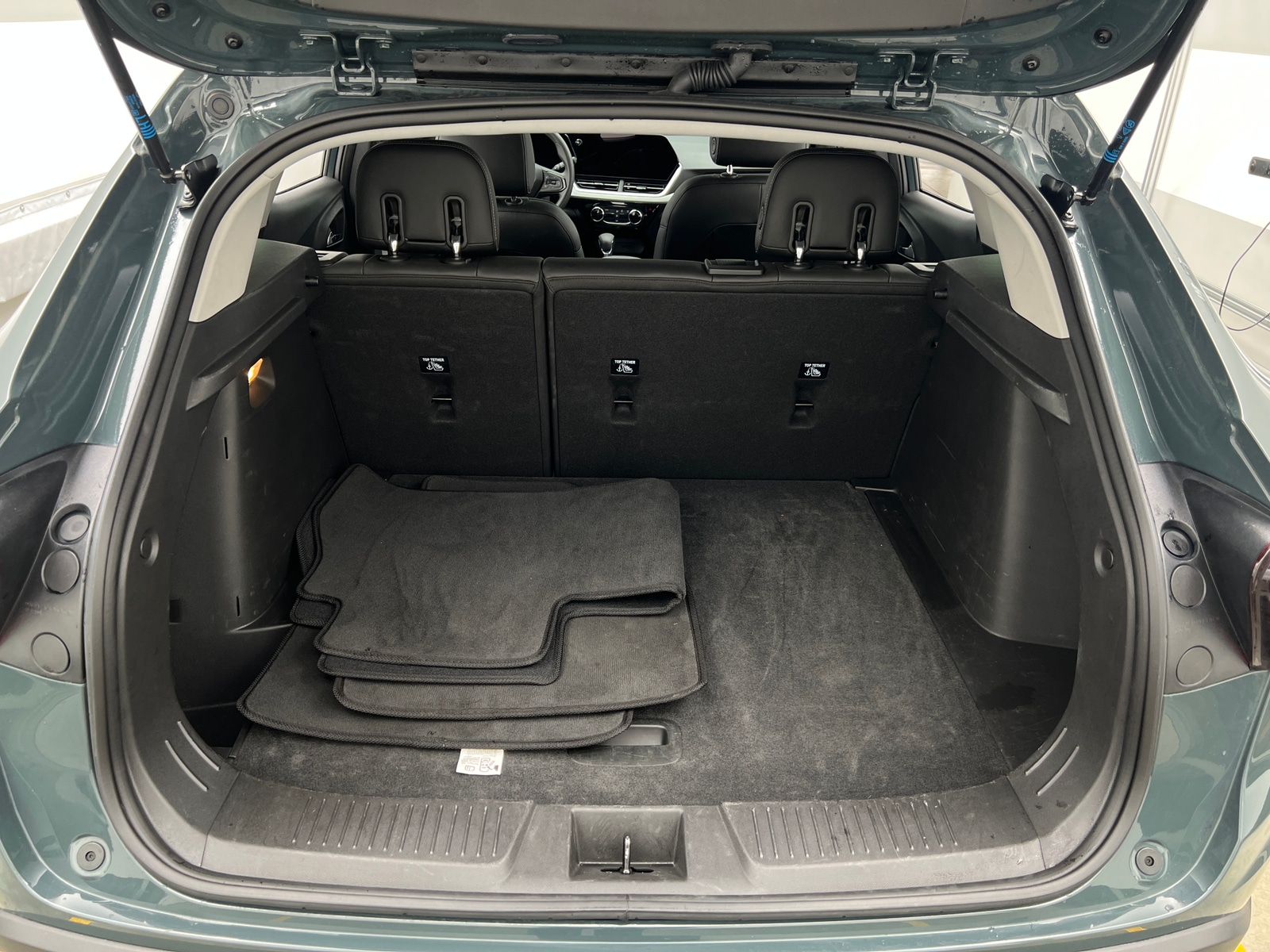 Thumbnail: 2025 Chevrolet Trax - 7