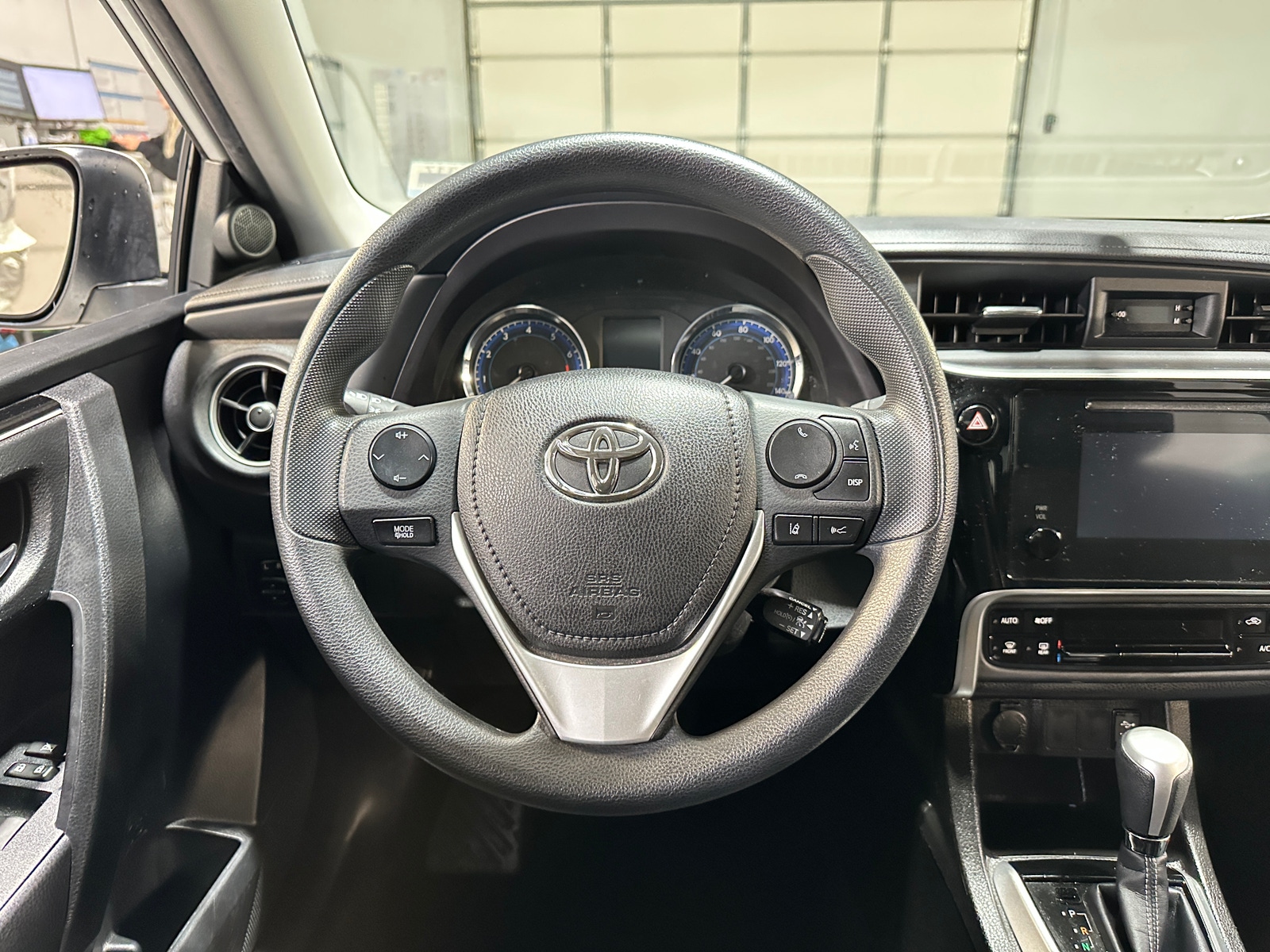 Thumbnail: 2017 Toyota Corolla - 5