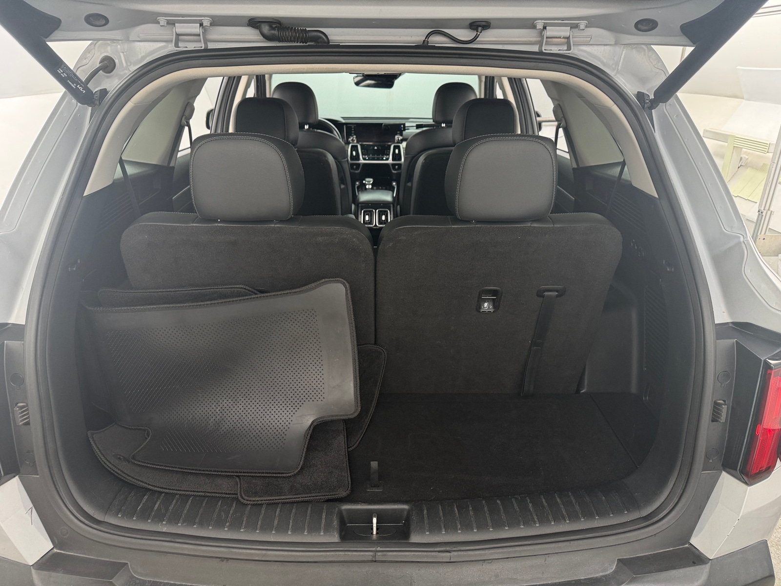 Thumbnail: 2022 Kia Sorento - 6