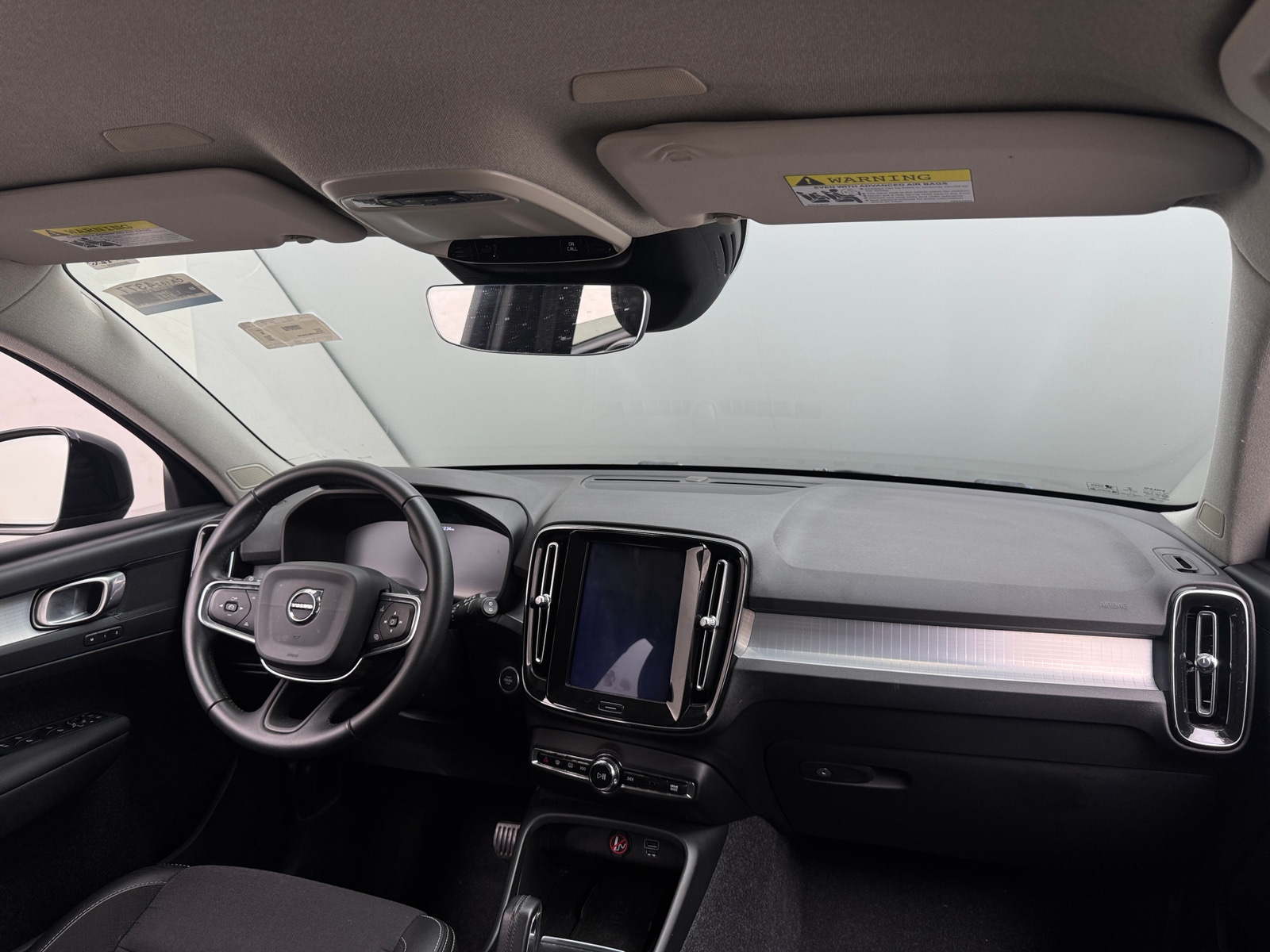 Thumbnail: 2020 Volvo XC40 - 3