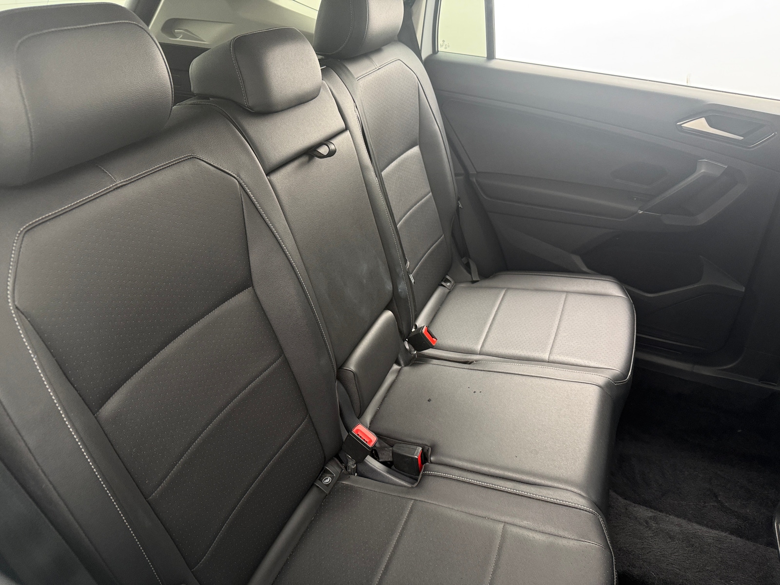 Thumbnail: 2018 Volkswagen Tiguan - 5