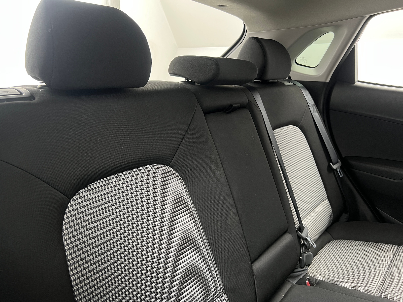 Thumbnail: 2020 Hyundai Kona - 6