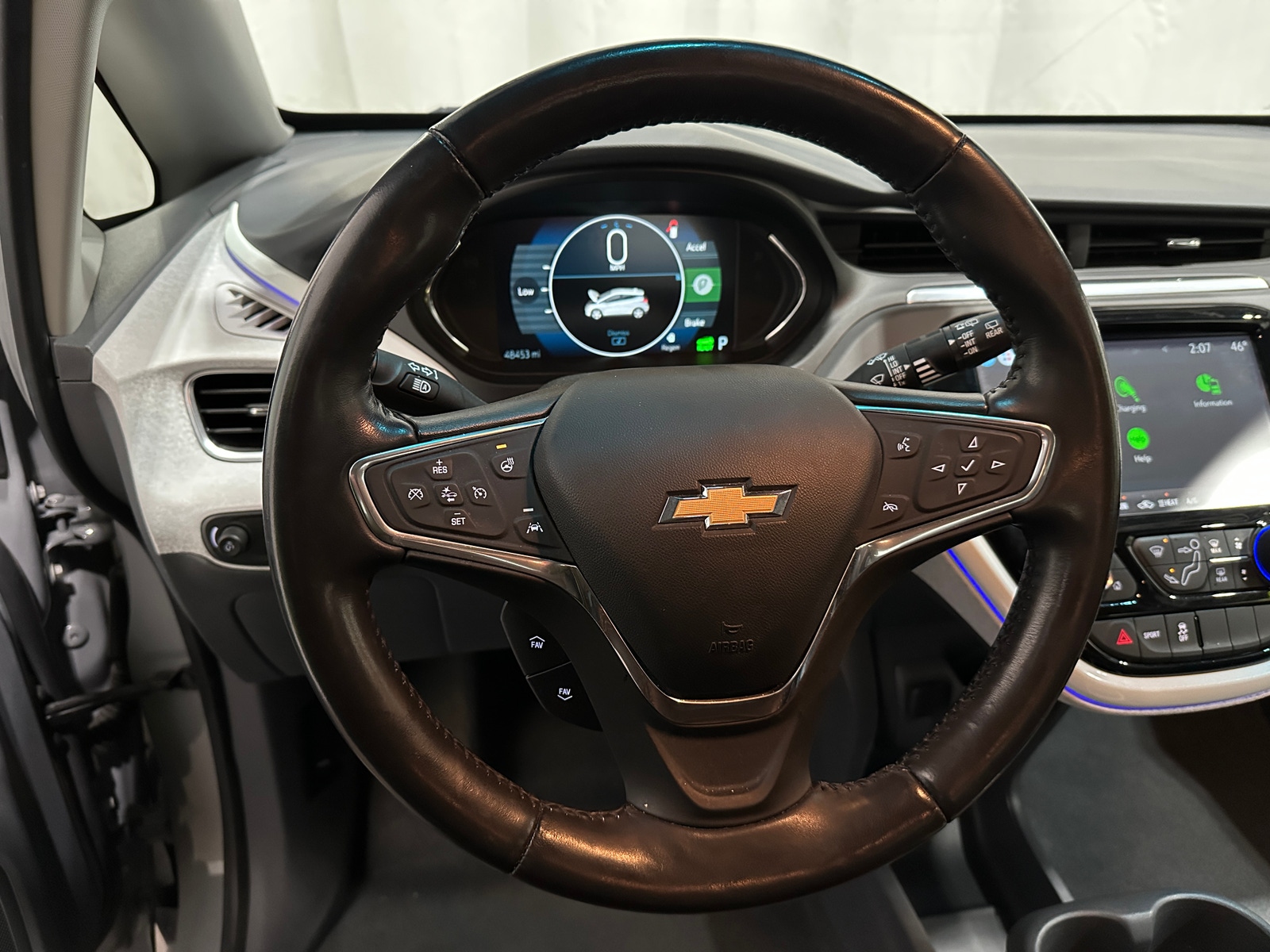 Thumbnail: 2021 Chevrolet Bolt EV - 4