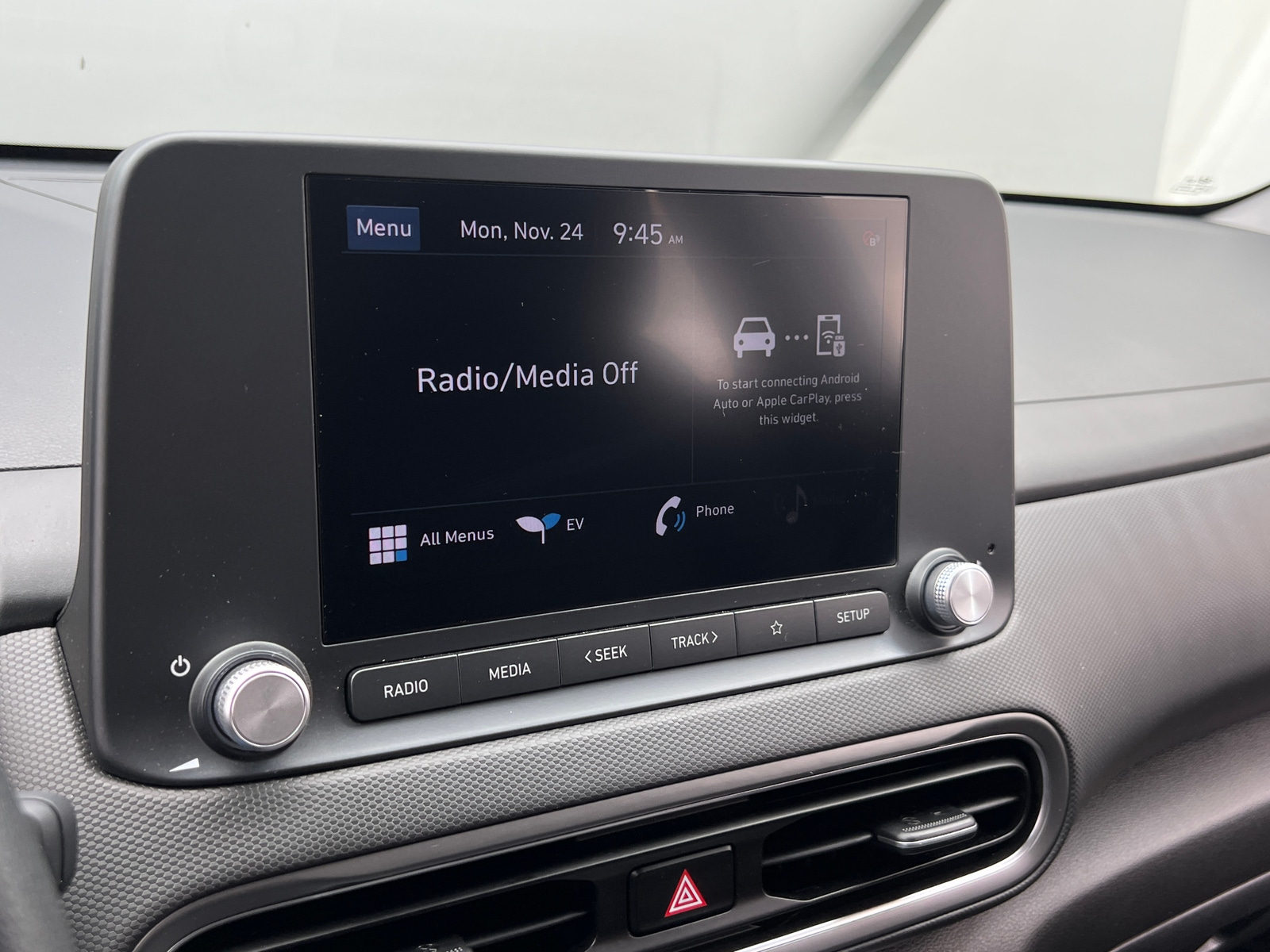 Thumbnail: 2023 Hyundai Kona - 4