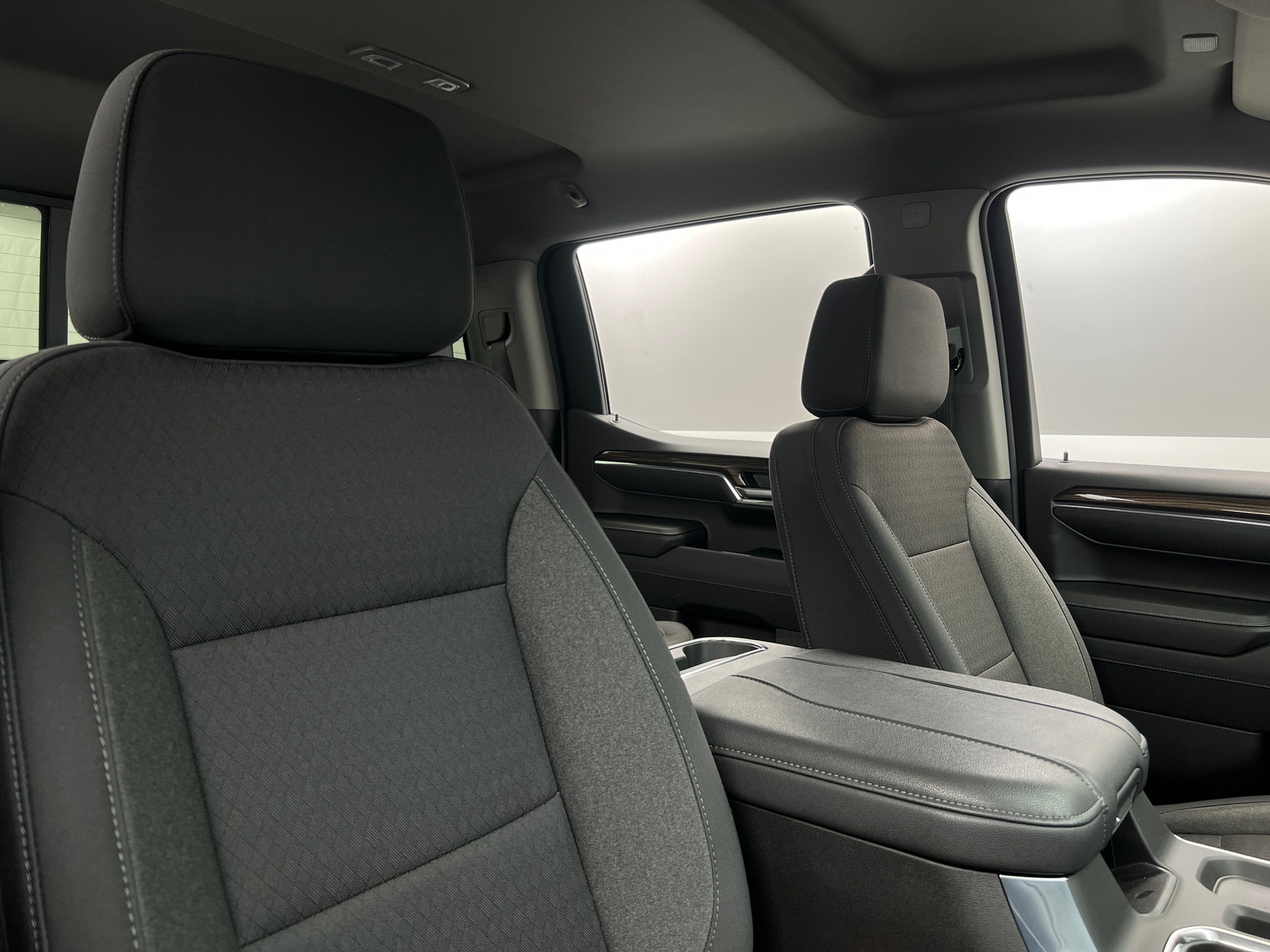 Thumbnail: 2024 Chevrolet Silverado 1500 - 2