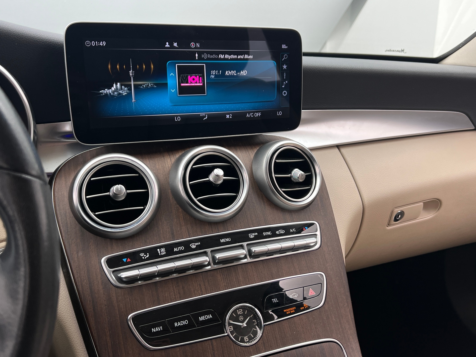 Thumbnail: 2019 Mercedes-Benz C-Class - 3