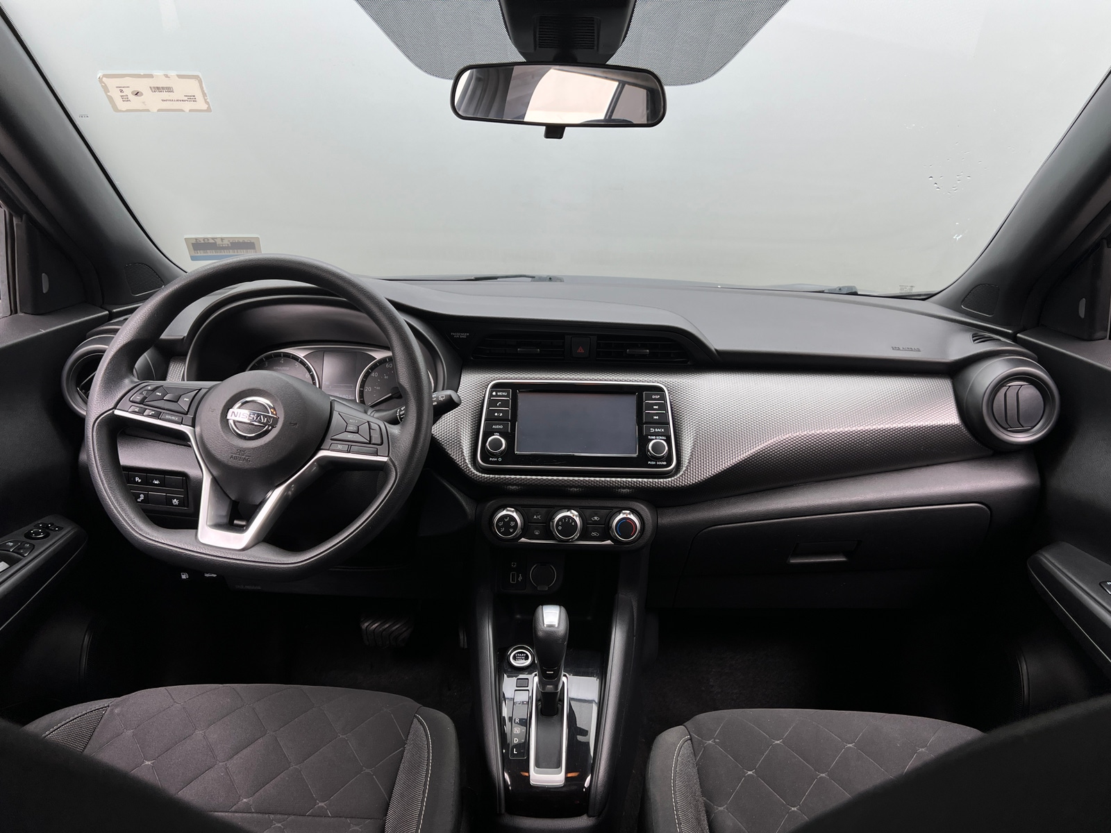 Thumbnail: 2020 Nissan Kicks - 3