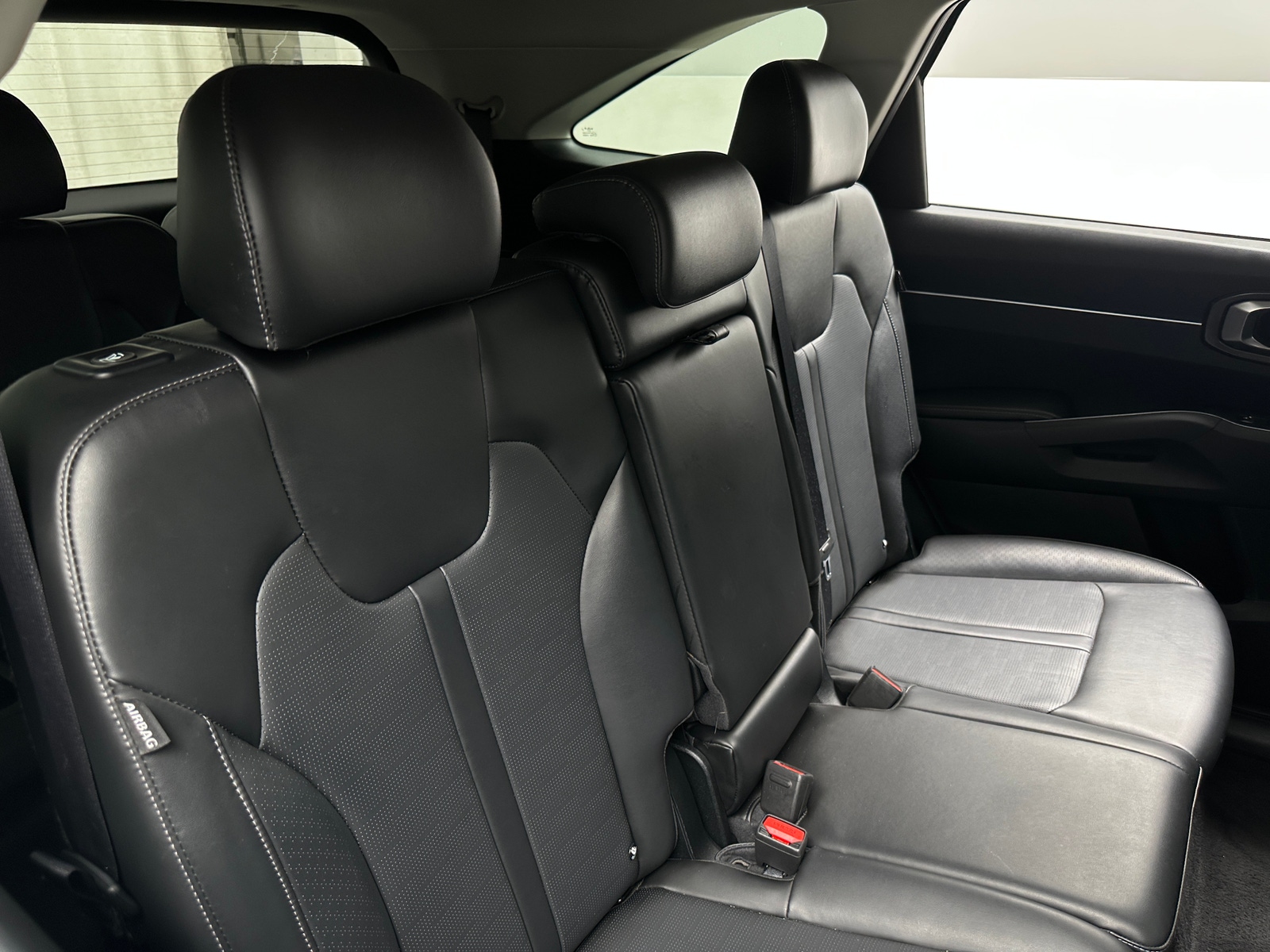 Thumbnail: 2024 Kia Sorento - 5