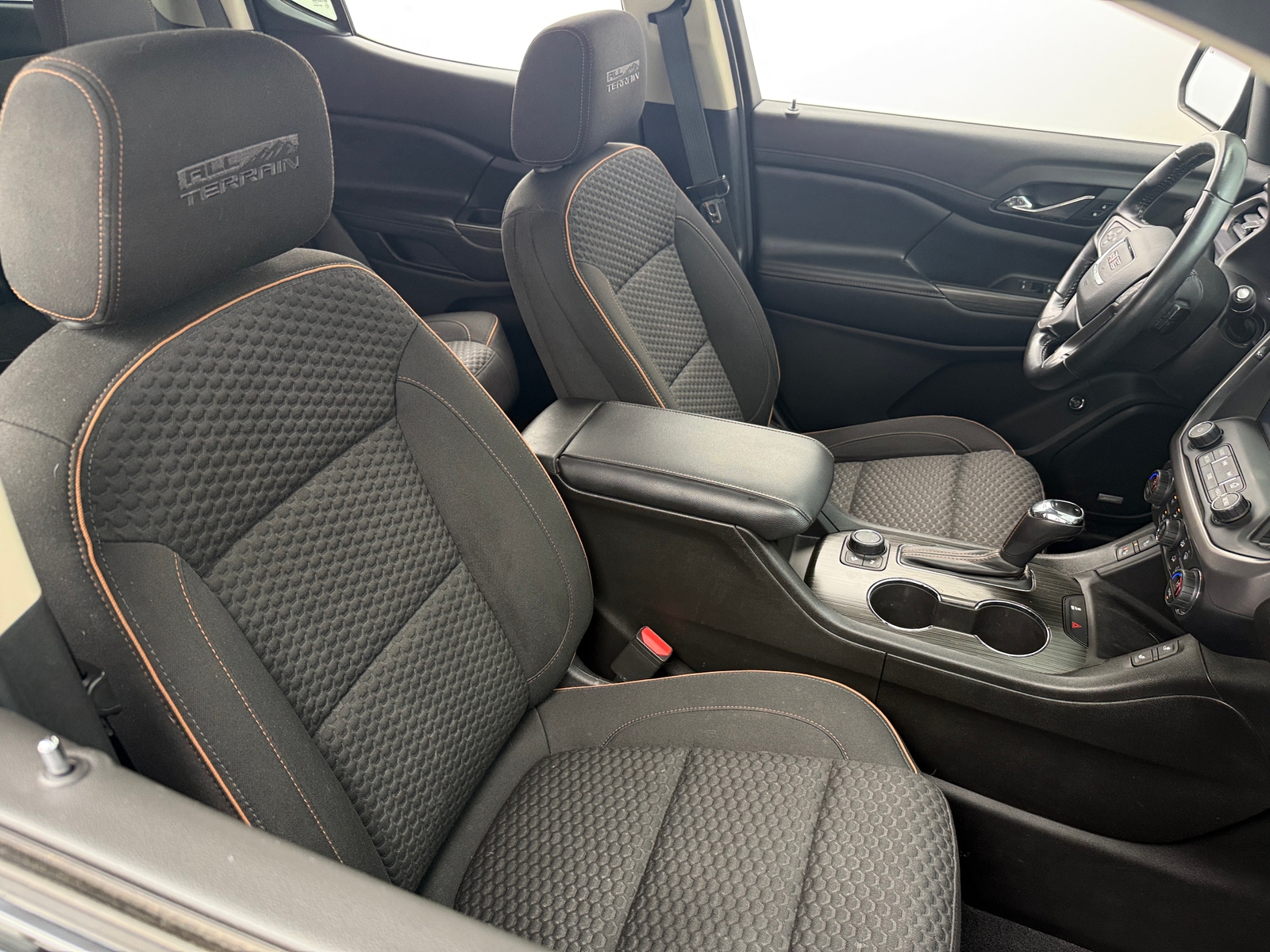 Thumbnail: 2019 GMC Acadia - 2