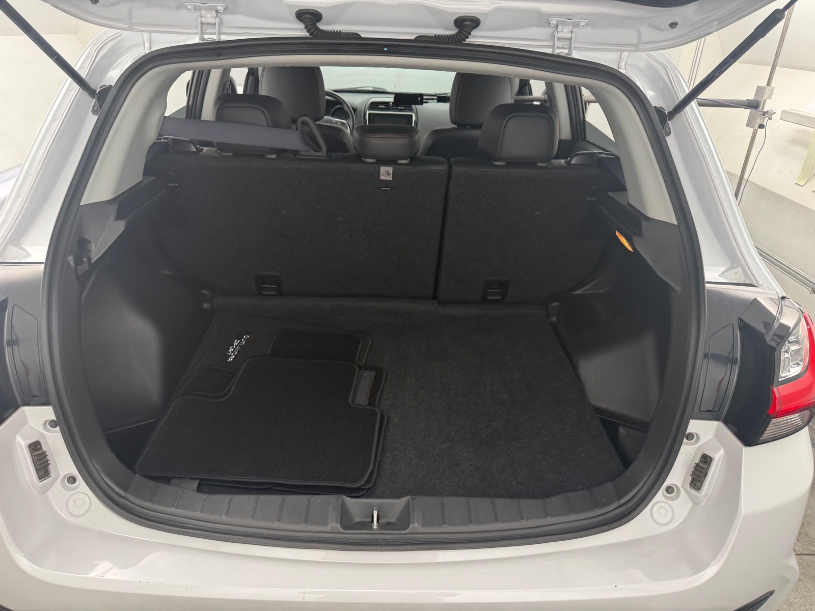 Thumbnail: 2024 Mitsubishi Outlander Sport - 6