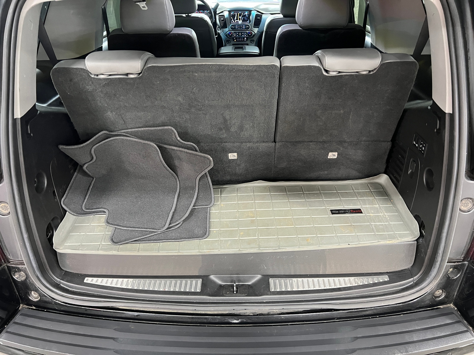 Thumbnail: 2018 Chevrolet Tahoe - 6