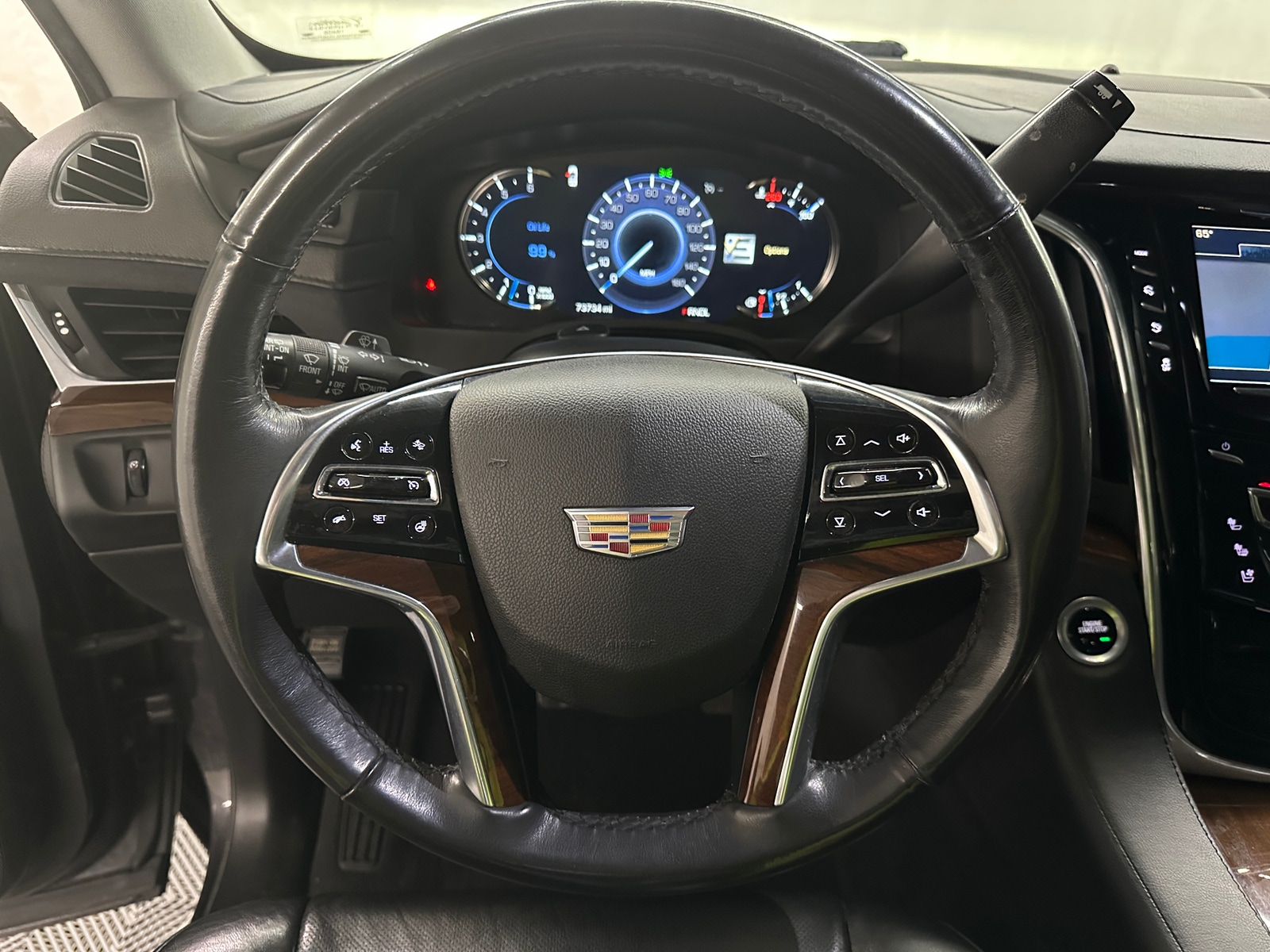 Thumbnail: 2018 Cadillac Escalade - 4